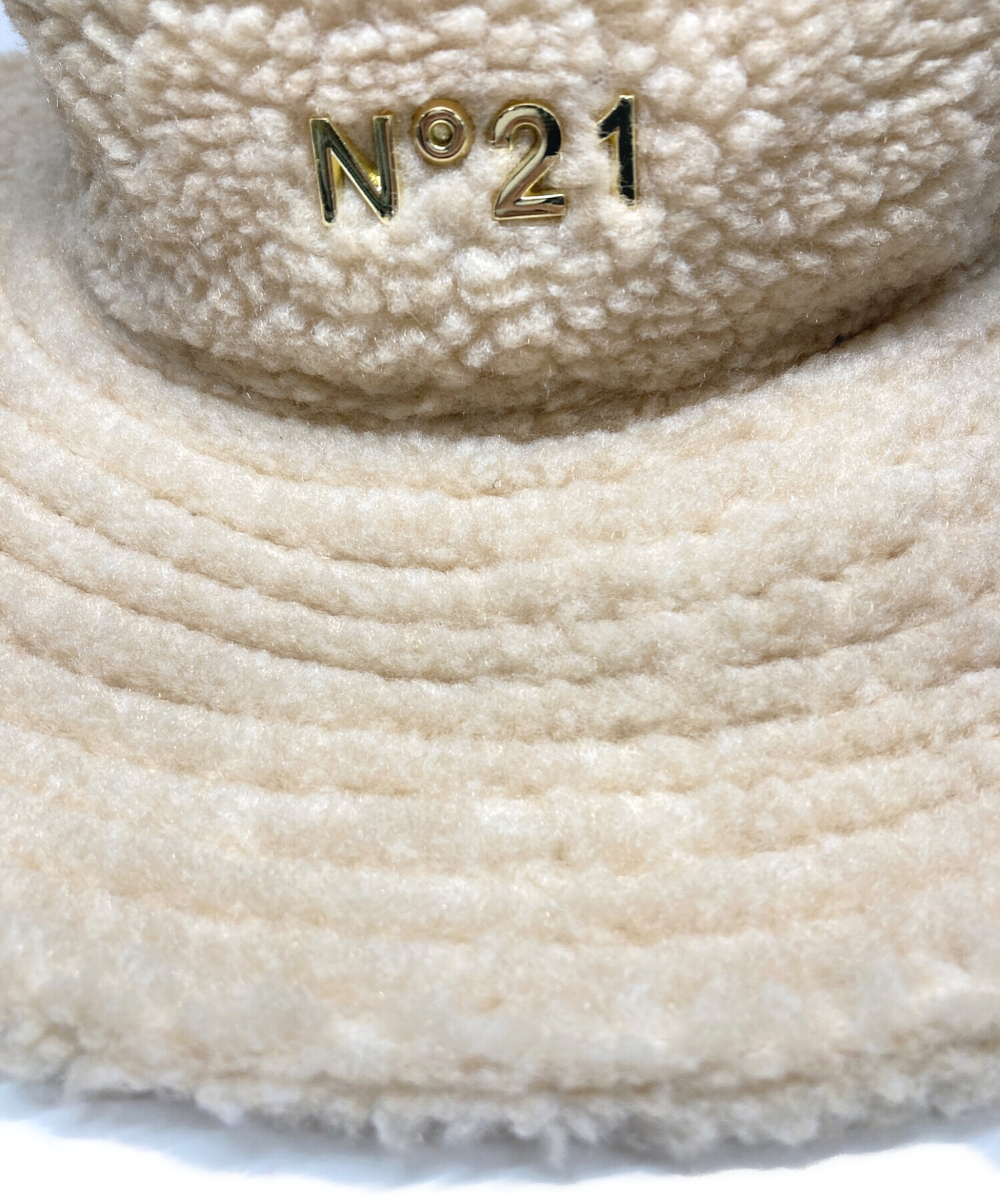 N°21 numero ventuno 【中古】未使用品 ヌメロヴ ヌメロヴェントゥーノ N°21クラッチバッグ N21(numero ventuno)(エヌニジュウイチ(ヌメロヴェントゥーノ)) ⁄  クラッチバッグ⁄レザー⁄RED | 中古品の販売・通販ならセカンドストリート