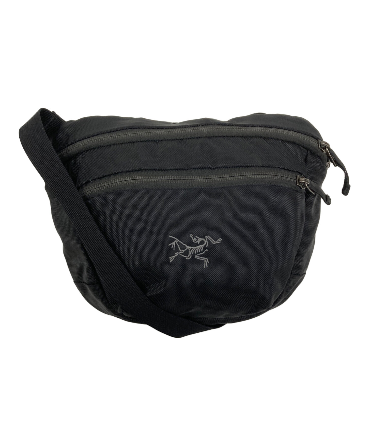 【イオン広店】 中古 ARC'TERYX | アークテリクス ショルダーバッグ switchblade ブラック 【121】 中古・古着通販】ARC'TERYX (アークテリクス) ショルダーバッグ