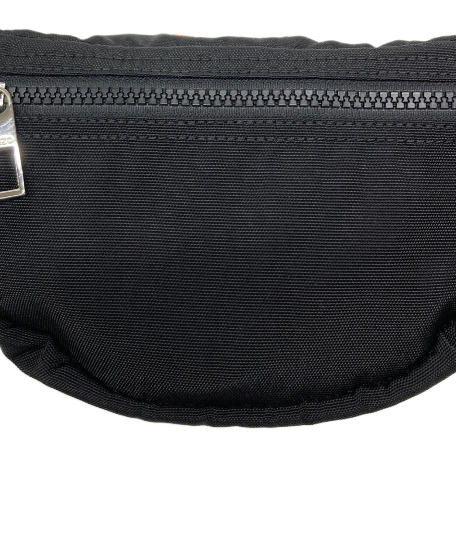 KENZO ケンゾー　ボディバッグ ブラック　ロゴ入り　即購入可能 KENZO - 【ラスト1点】 Crossbody Bag Elephant / クロスボディー