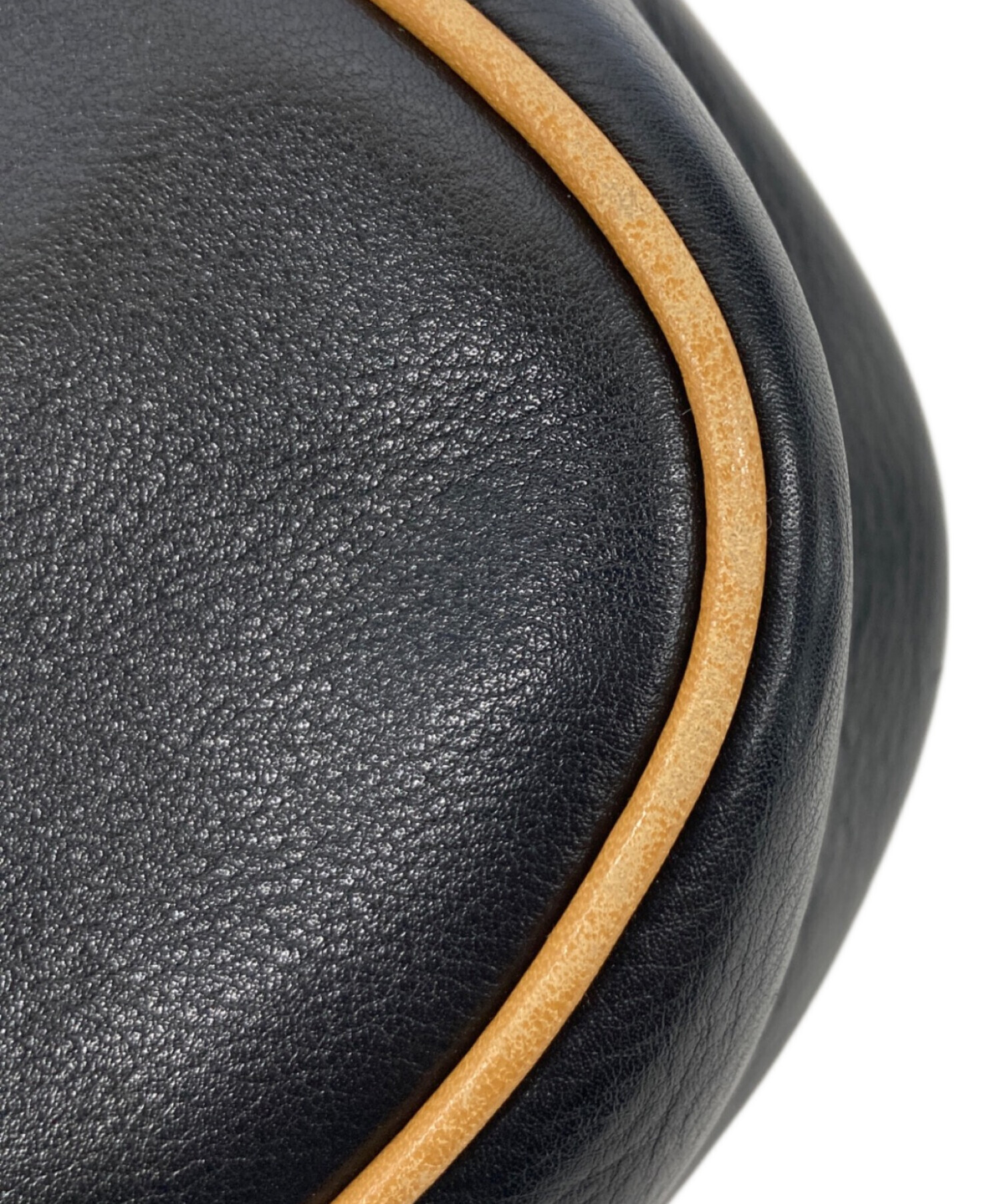 CELINE セリーヌ ショルダーバッグ  黒 【古着】【中古】【送料無料】 中古・古着通販】CELINE (セリーヌ) ショルダーバッグ／SHOULDER BAG