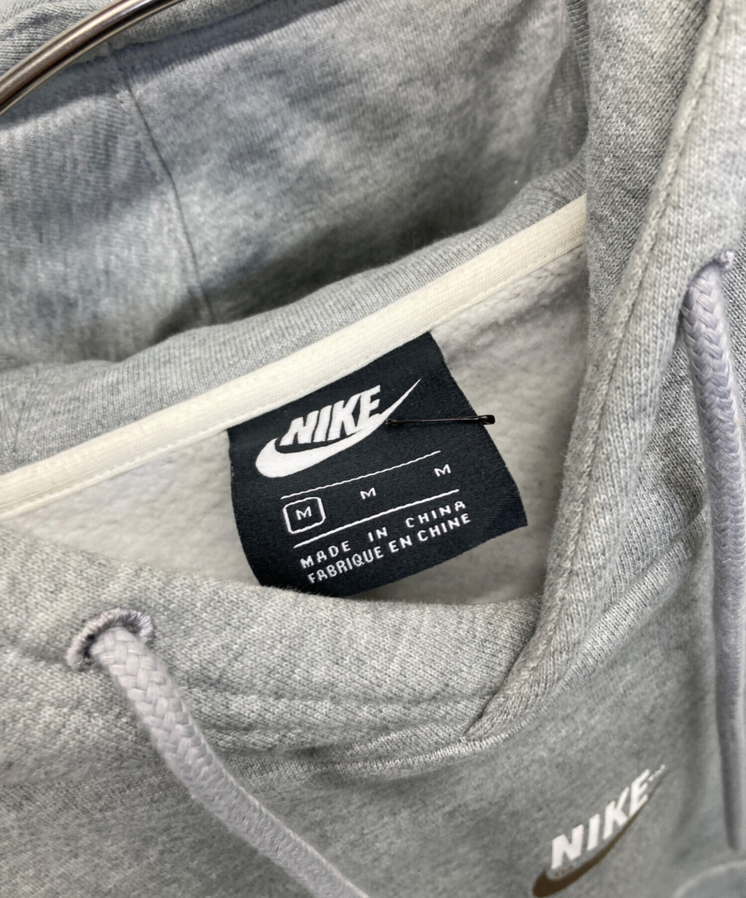 未使用ナイキパーカー 中古・古着通販】NIKE (ナイキ) プルオーバーパーカー グレー×ホワイト