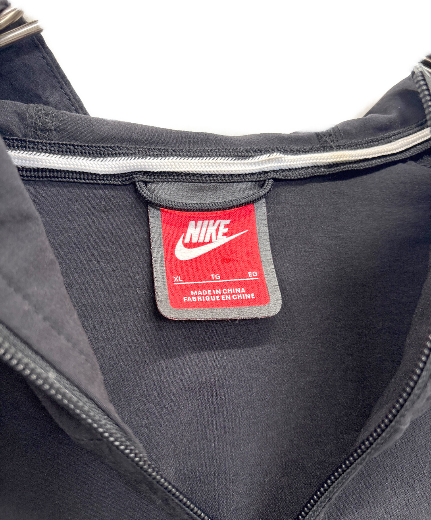 中古・古着通販】NIKE (ナイキ) ジップパーカー ブラック サイズ:XL