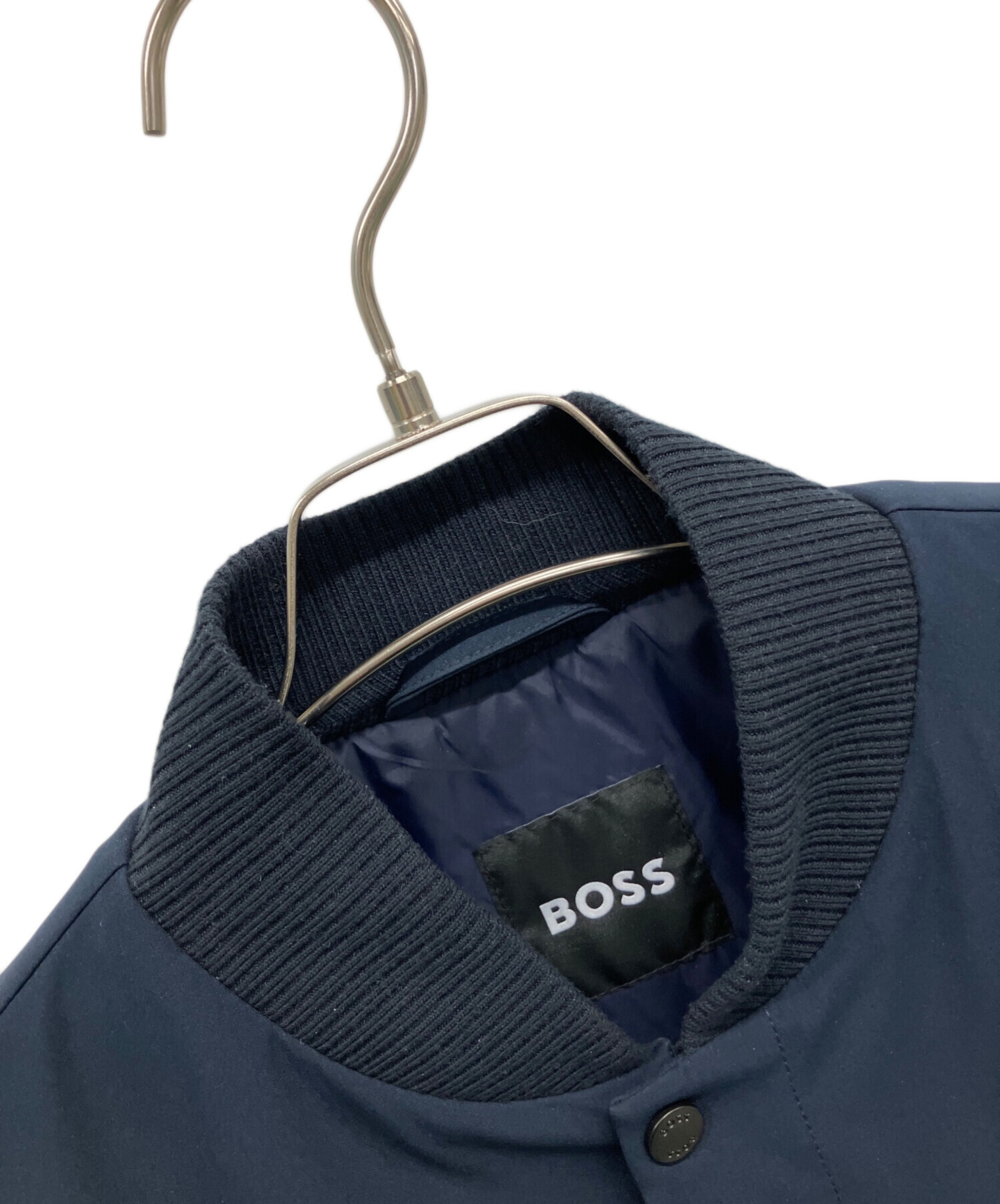 【最終値下価格】BOSS ボンバージャケット ネイビー 中古・古着通販】BOSS (ボス) ボンバージャケット ネイビー サイズ