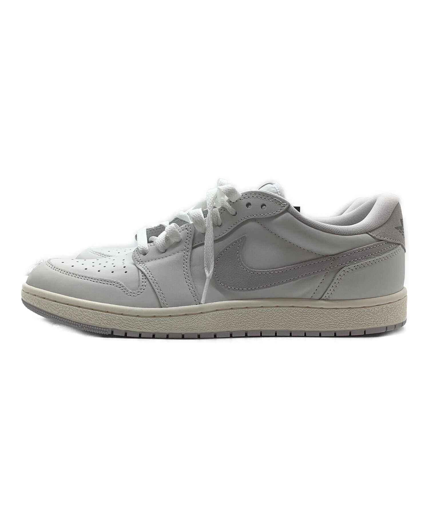 中古・古着通販】NIKE (ナイキ) スニーカー ライトグレー サイズ:31cm 