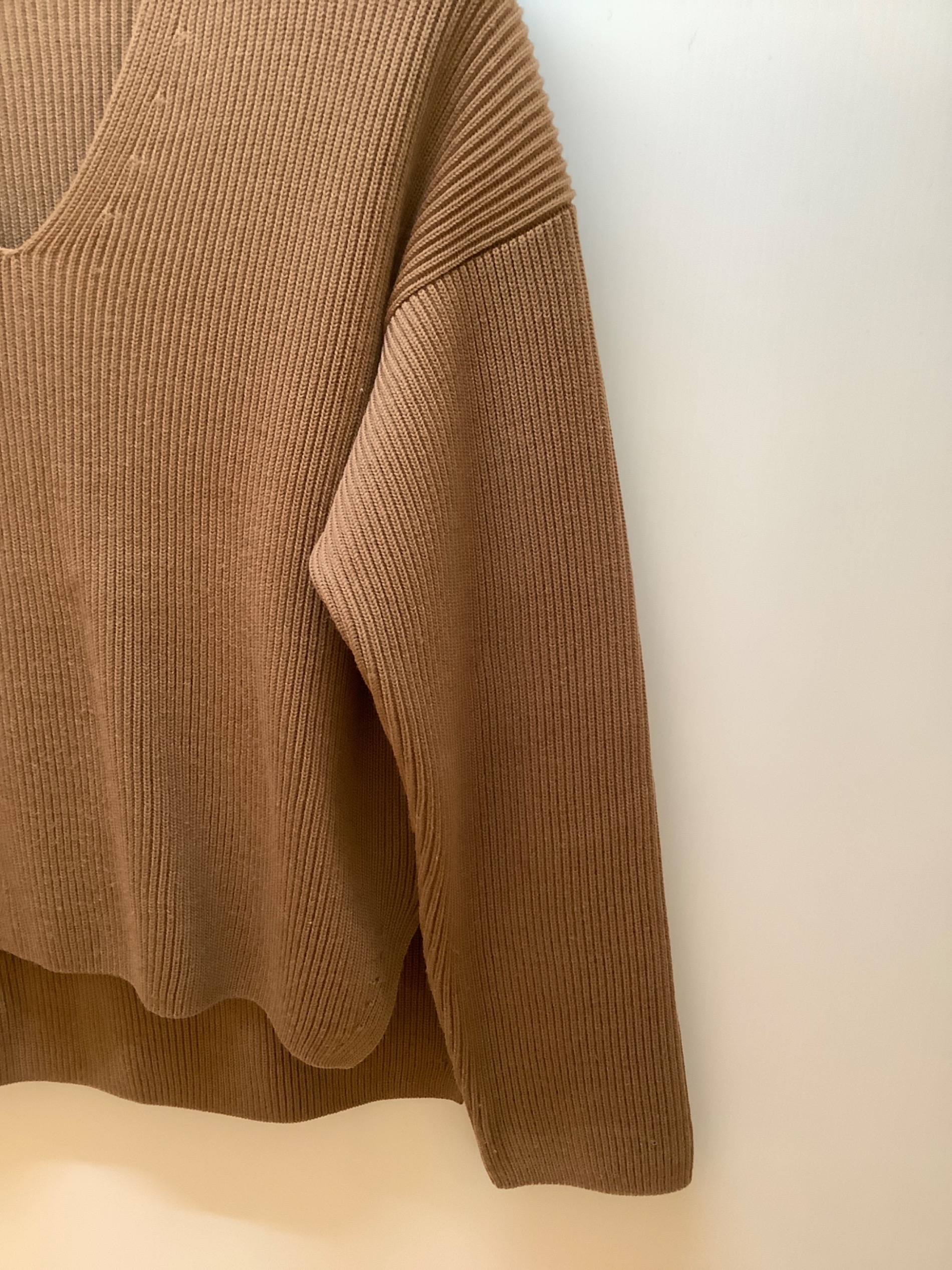 中古・古着通販】AURALEE (オーラリー) Vネックニット ベージュ サイズ