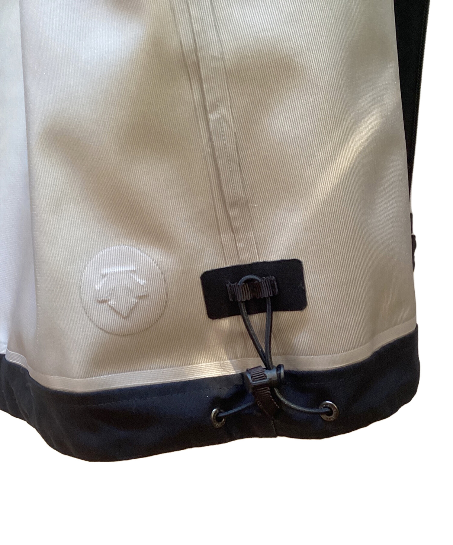 中古・古着通販】DESCENTE (デサント) ナイロンジャケット ブラック