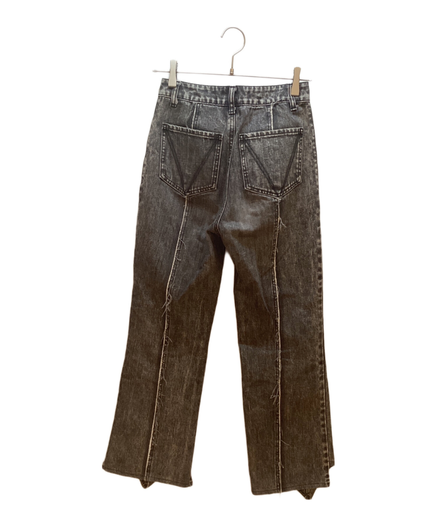 VIAVANDA 【レア】2020デニムパンツ 完売品 viavanda デニム VIAVANDA VIAVANDA 【レア】2020デニムパンツ 完売品 viavanda デニム VIAVANDA