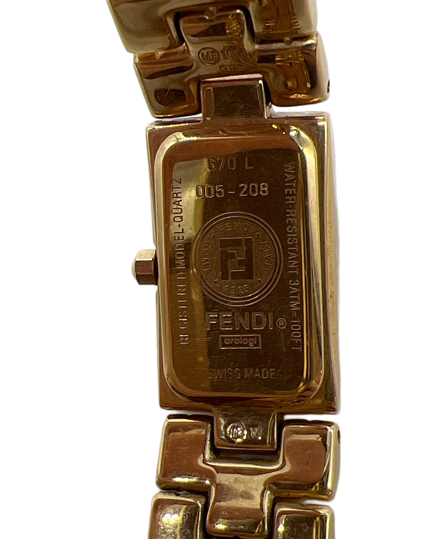 フェンディ FENDI 腕時計 レディース アナログ 中古・古着通販】FENDI (フェンディ) アナログウォッチ ホワイト