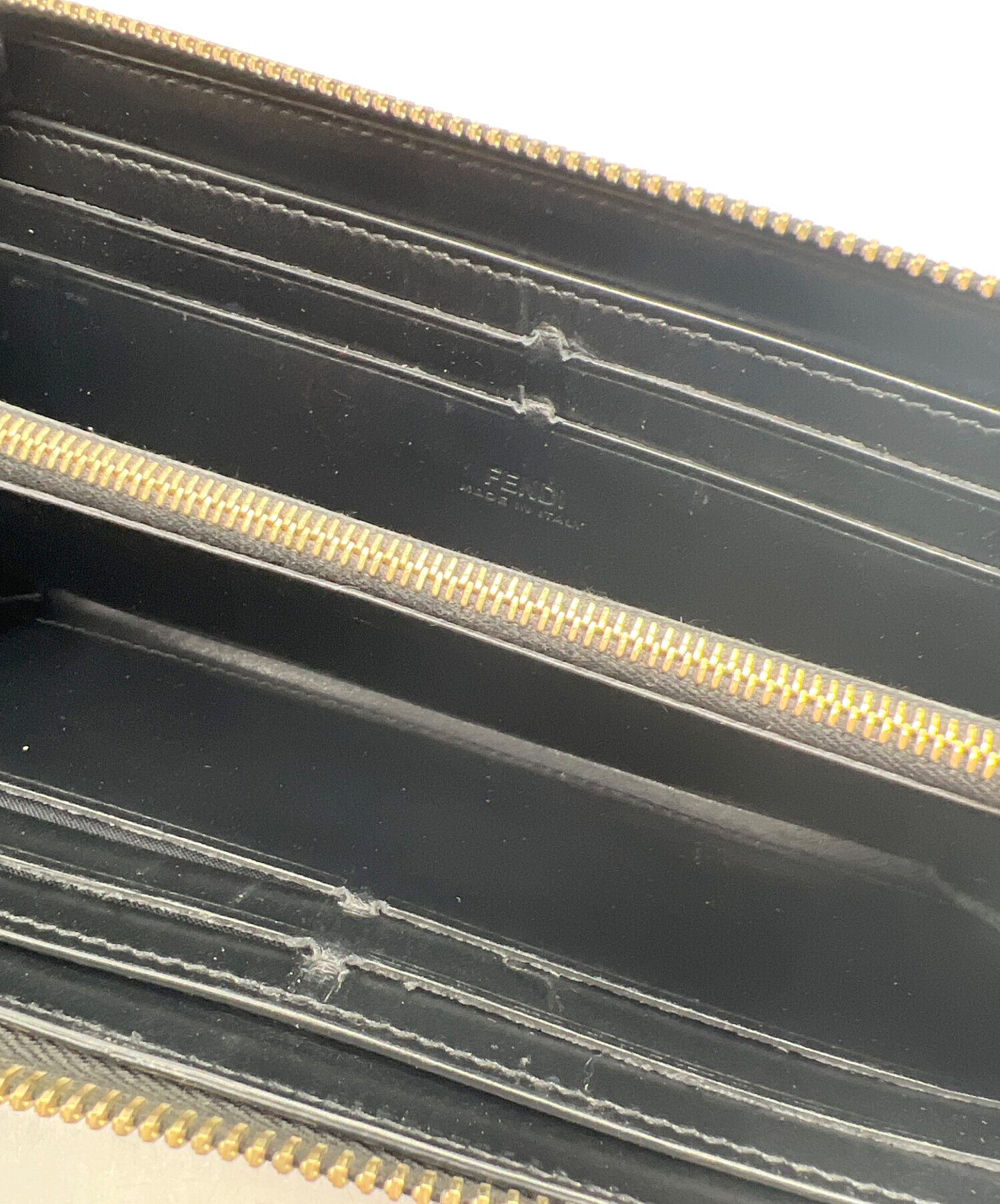 中古・古着通販】FENDI (フェンディ) ラウンドファスナー財布 ブラック