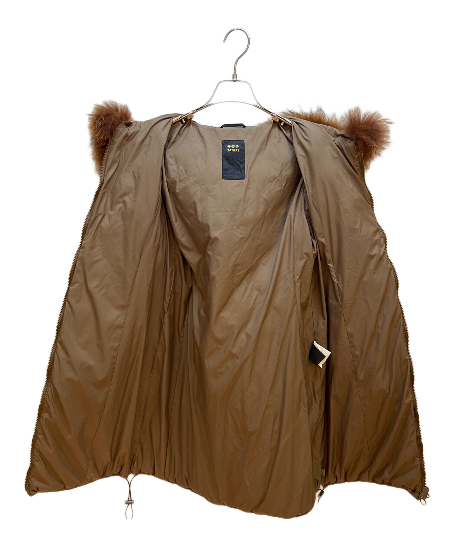美品【TATRAS】タトラス/ダウンコート ベージュ 02 中古・古着通販】TATRAS (タトラス) ダウンジャケット ベージュ サイズ