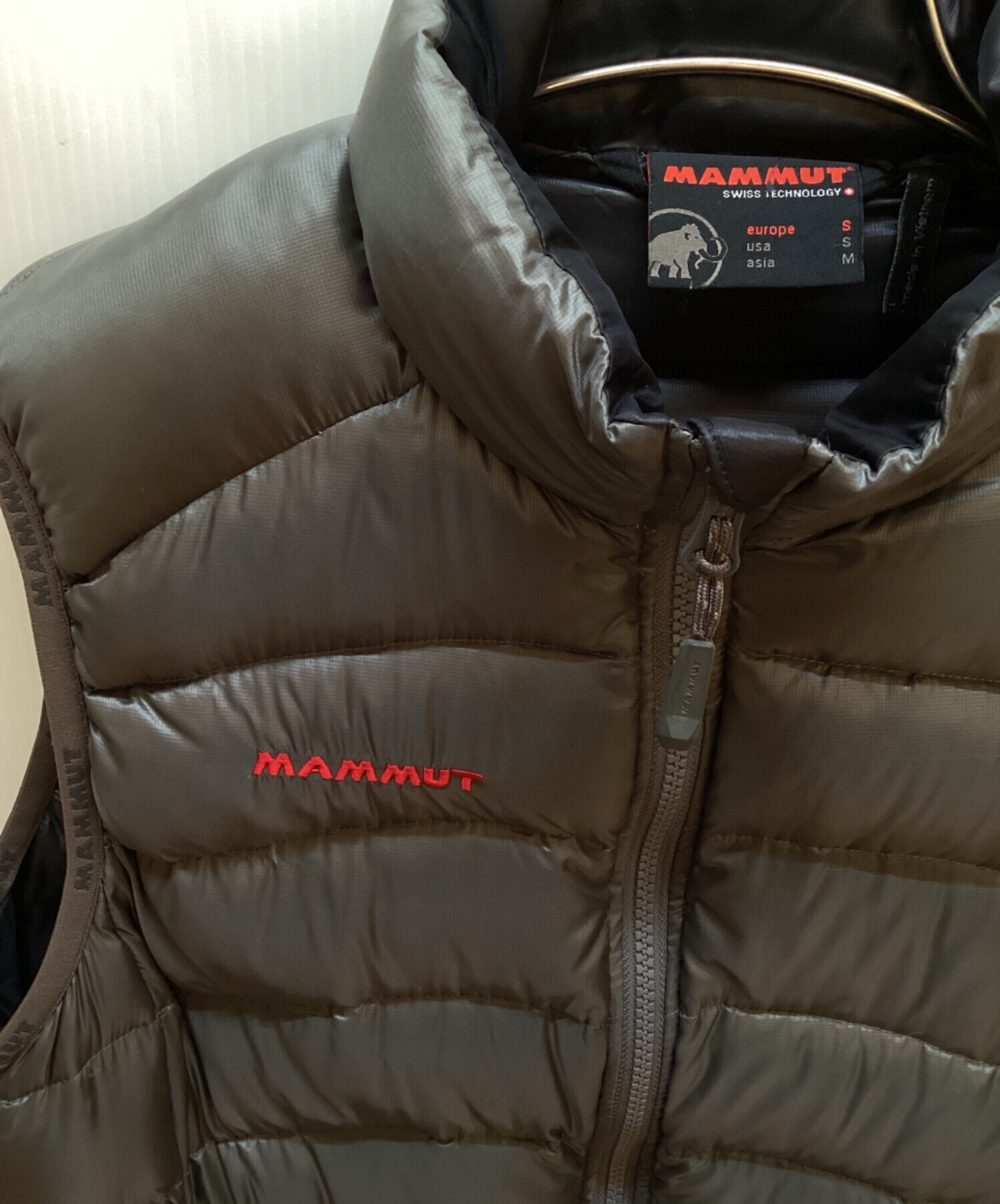 中古・古着通販】MAMMUT (マムート) ダウンベスト グレー サイズ:M