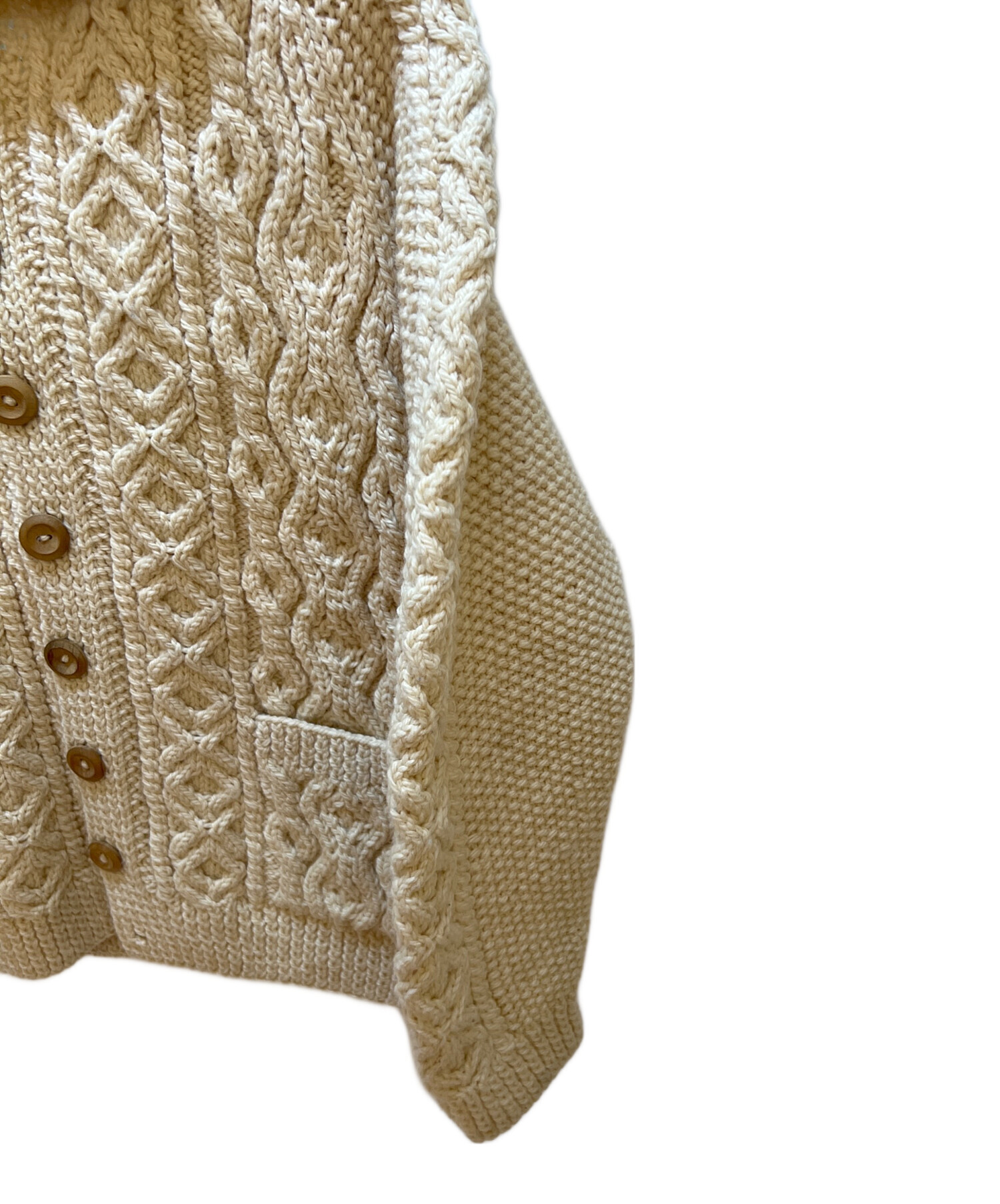 INVERALLAN アイボリー カーディガン Sサイズ INVERALLAN（インバーアラン） 長袖ニットカーディガン ARAN V NECK