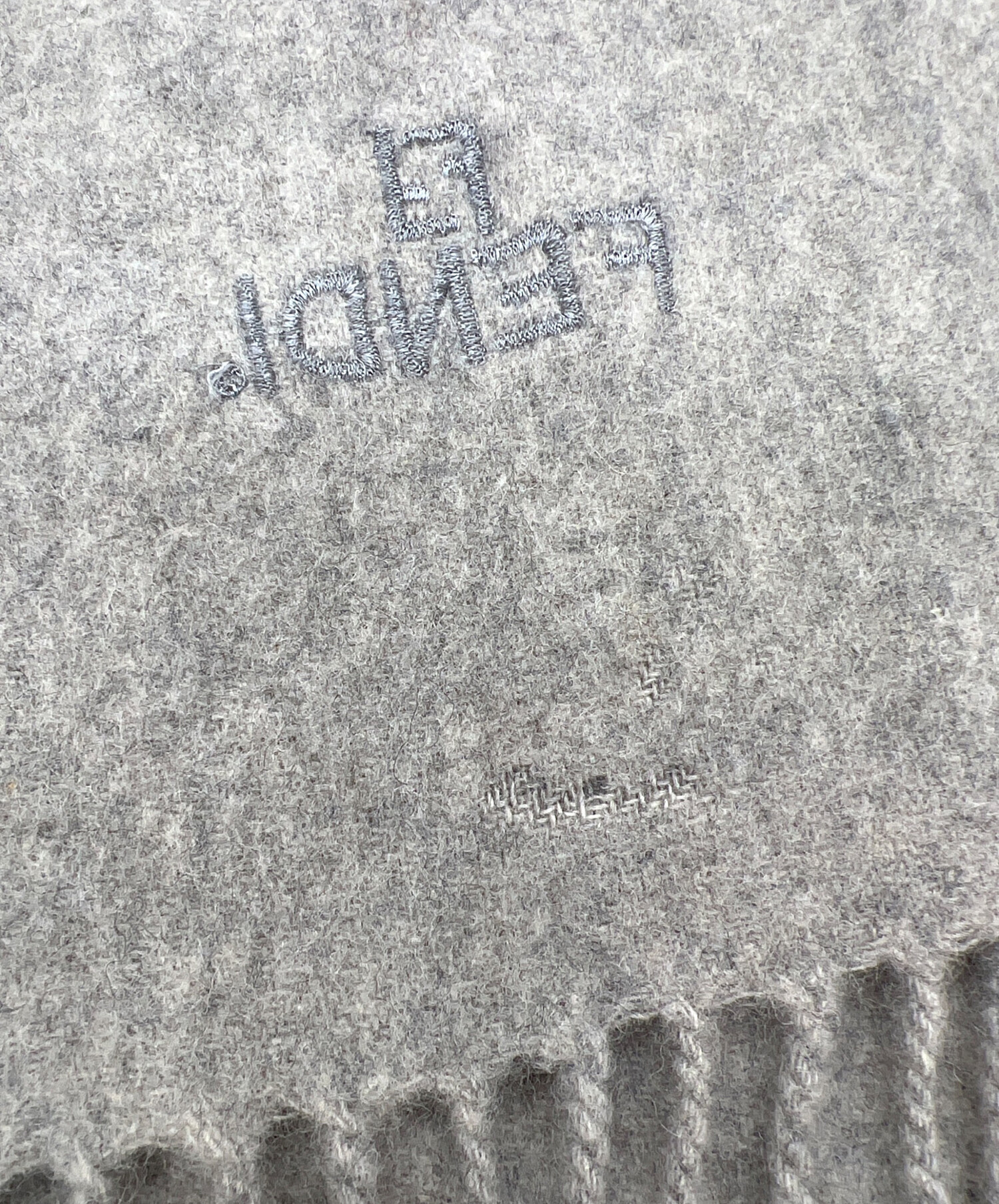 中古・古着通販】FENDI (フェンディ) マフラー グレー｜ブランド・古着