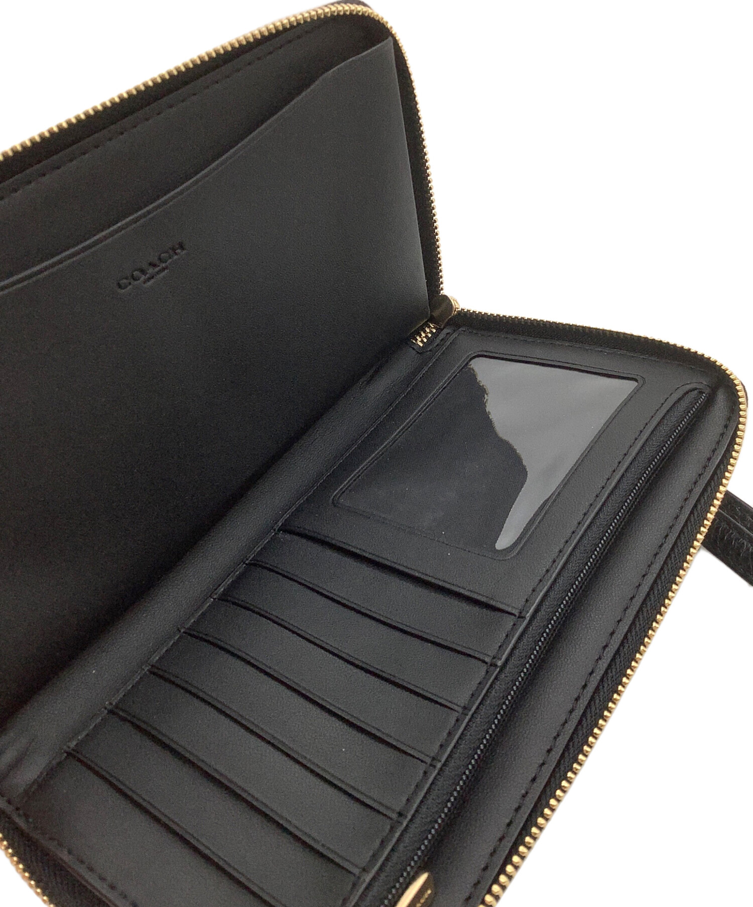 COACH(コーチ)のラウンドファスナー財布が買取入荷いたしました！！ 中古・古着通販】COACH (コーチ) ラウンドファスナー財布｜ブランド