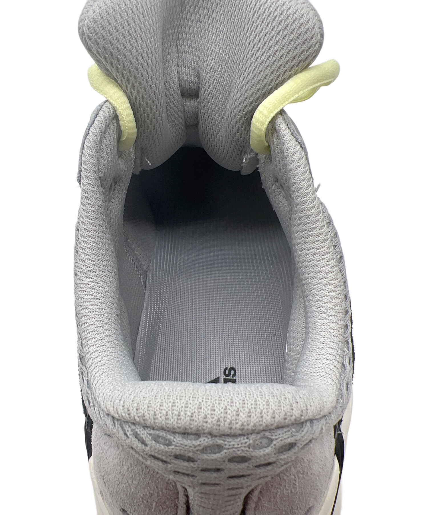 中古・古着通販】adidas (アディダス) adidas YEEZY Boost 700 