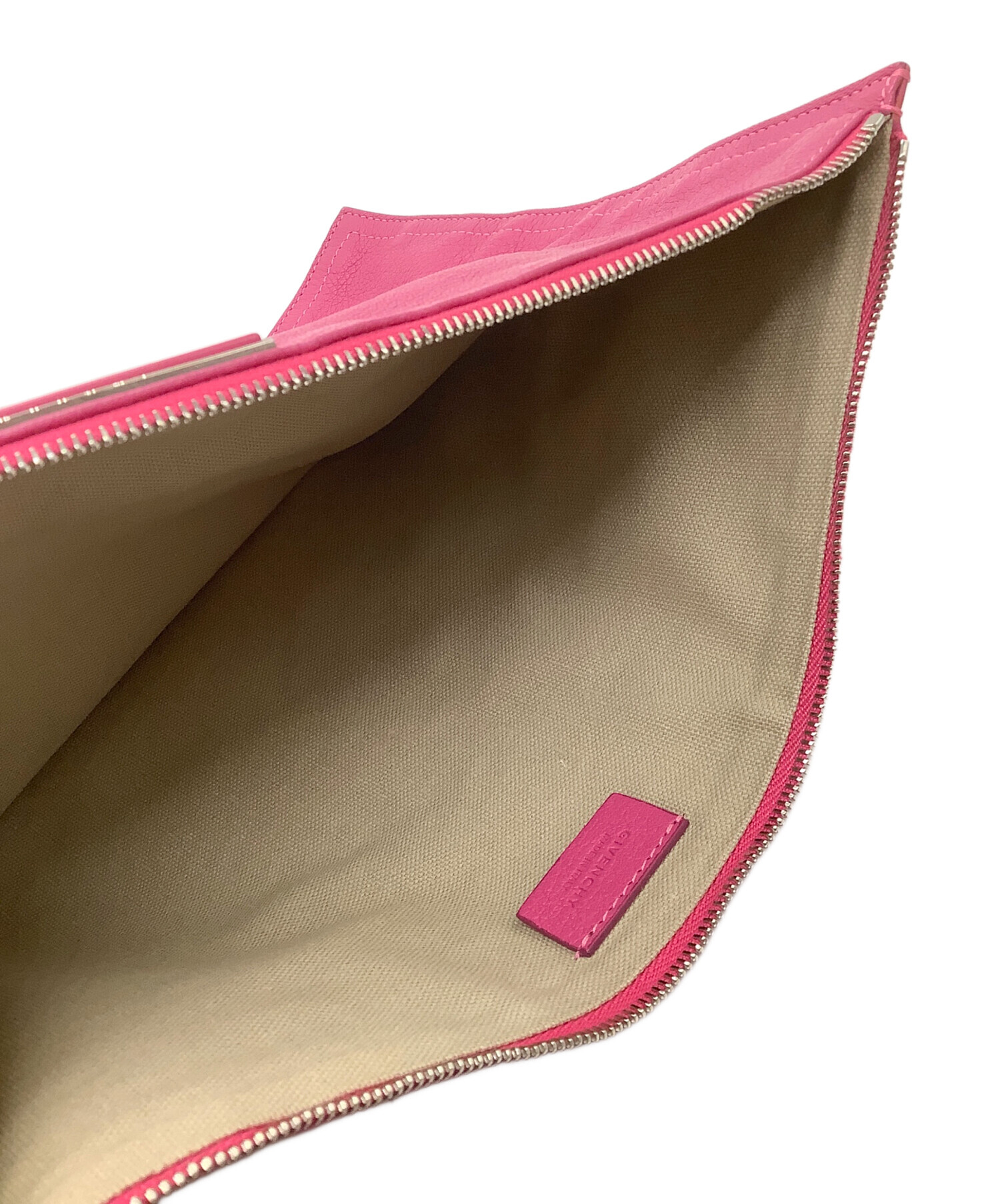 中古・古着通販】GIVENCHY (ジバンシィ) クラッチバッグ ショッキング