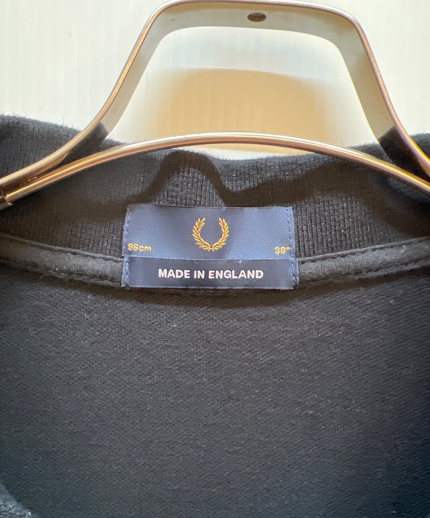 未使用　FRED PERRY フレッドペリー ポロシャツ 黒　刺繍　38 中古・古着通販】FRED PERRY (フレッドペリー) ポロシャツ ブラック