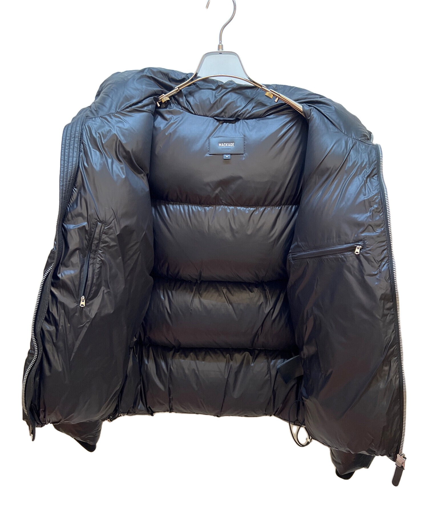 まり courrèges 黒 ダウンジャケット サイズ38 新品未使用 23区（ニジュウサンク） ダウンコート ダウンジャケット 「滝沢眞規子
