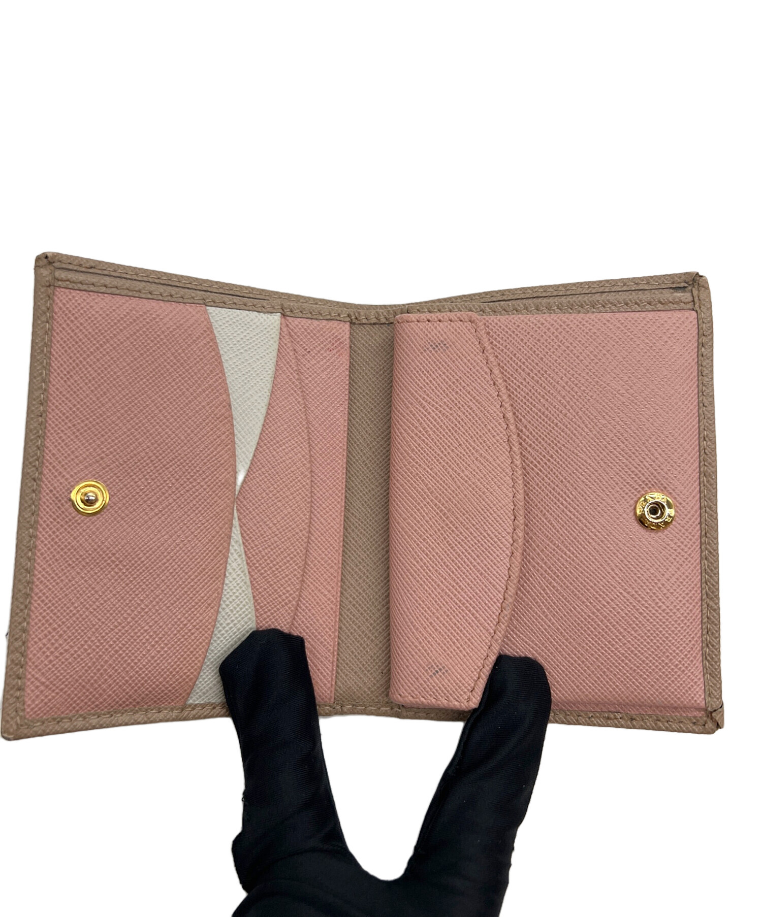 PRADA プラダ 財布・ケース  ベージュ 【古着】【中古】【送料無料】 中古・古着通販】PRADA (プラダ) 長財布 ベージュ｜ブランド・古着通販