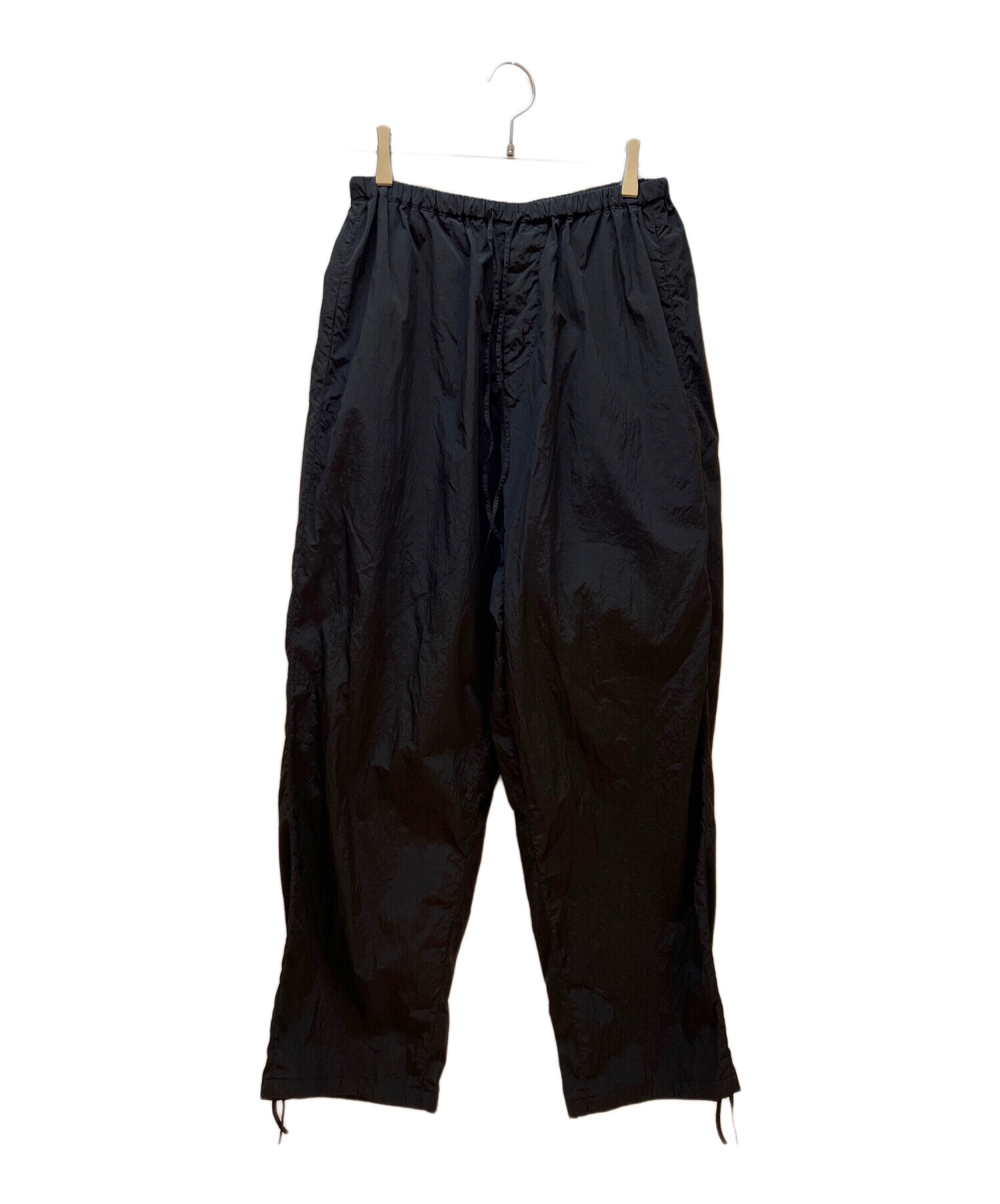 中古・古着通販】ATON (エイトン) ナイロンパンツ ブラック サイズ:02