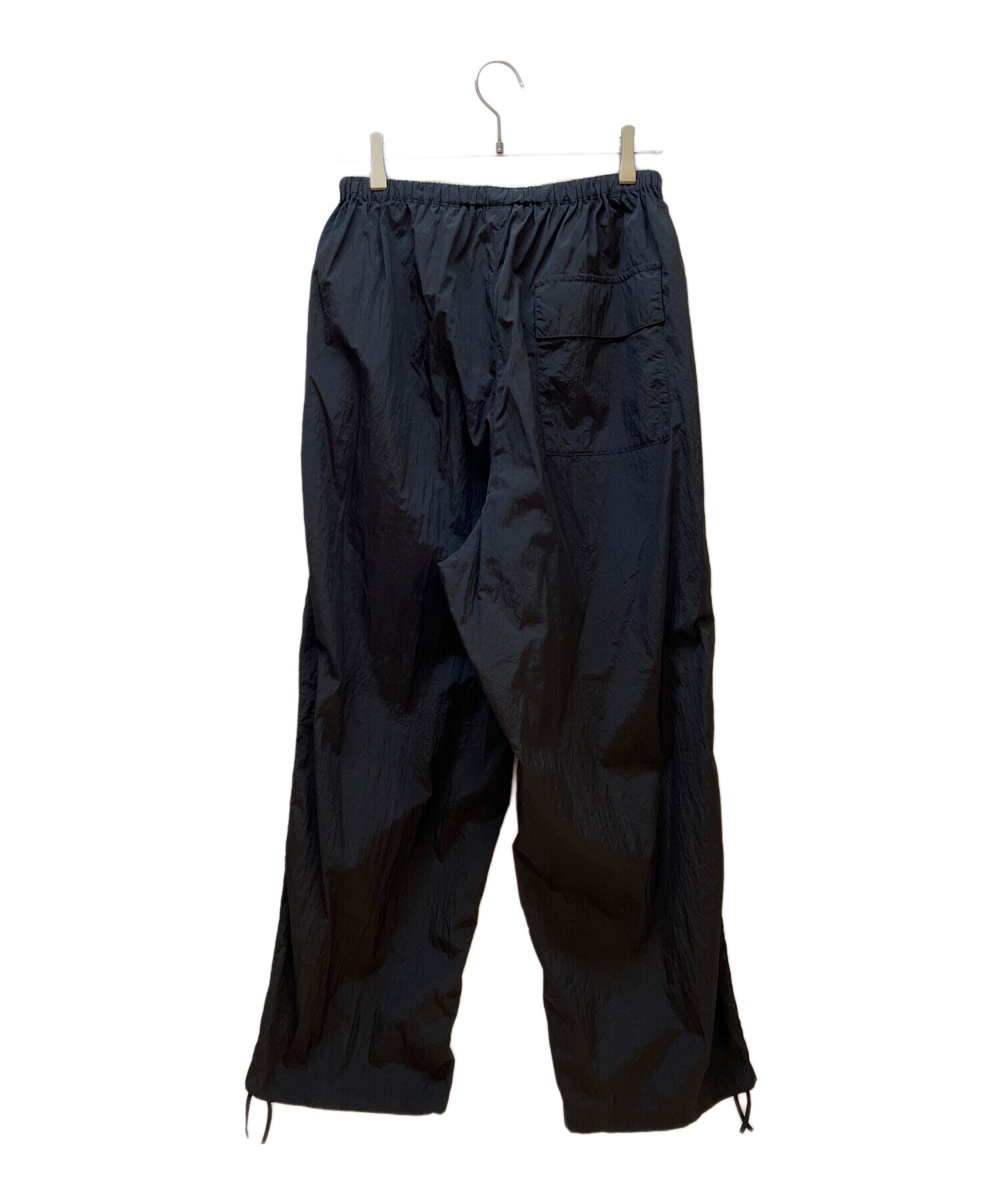 中古・古着通販】ATON (エイトン) ナイロンパンツ ブラック サイズ:02