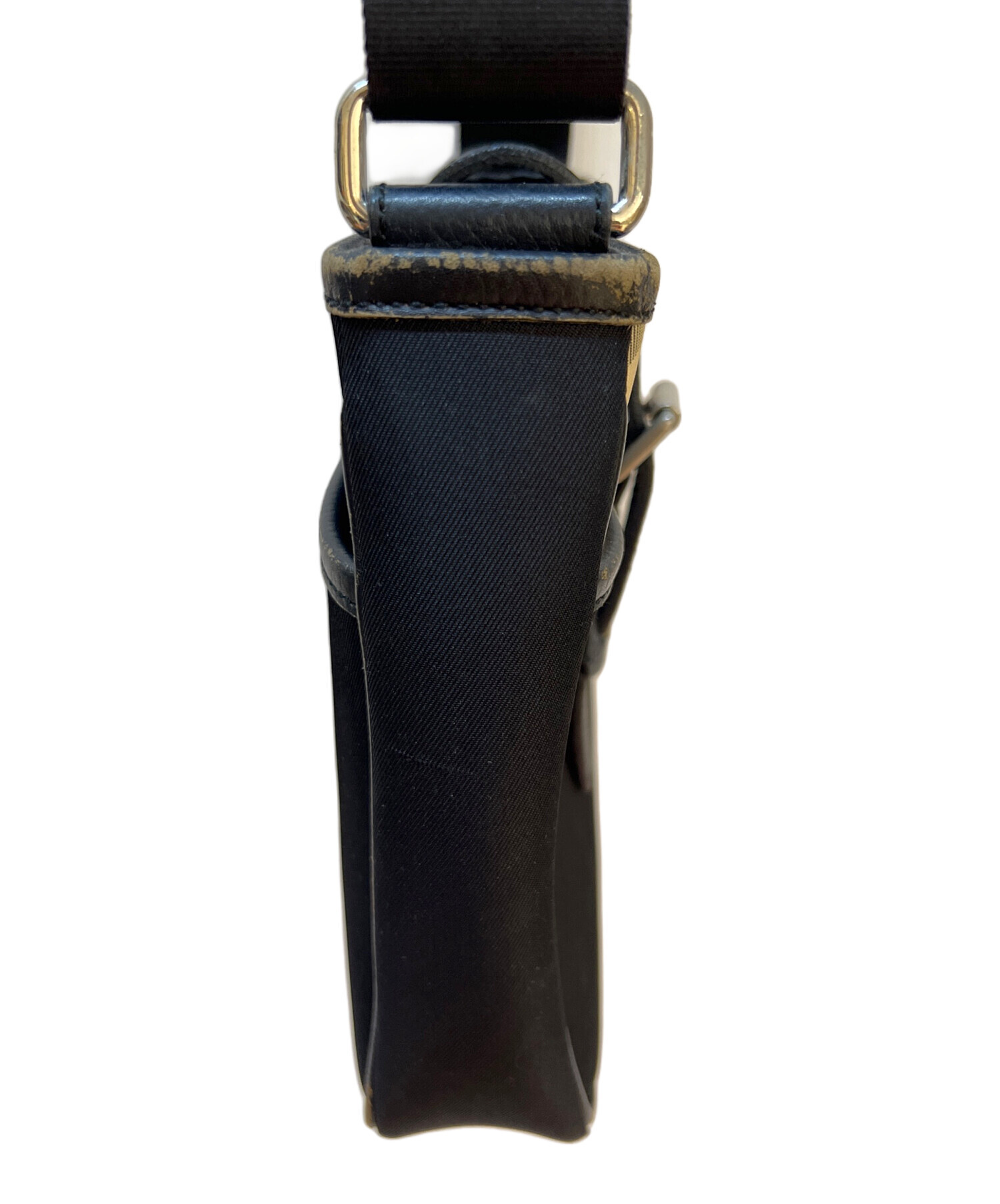 BURBERRY バーバリー ショルダーバッグ  紺 【古着】【中古】【送料無料】 中古・古着通販】BURBERRY (バーバリー) ショルダーバッグ ブラック