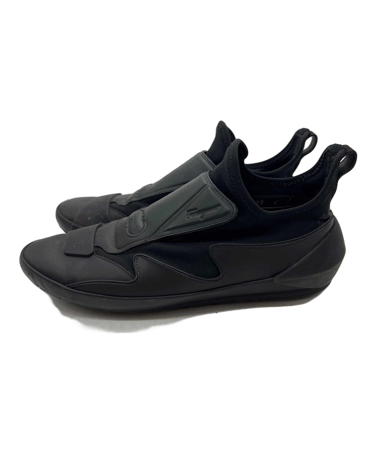 Ferragamo ブラック スニーカー 中古・古着通販】Salvatore Ferragamo (サルヴァトーレ フェラガモ