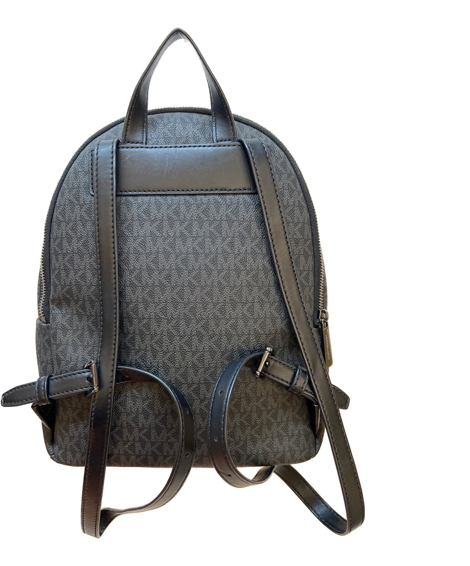 【美品】MICHAEl KORS スタッズリュック 中古・古着通販】MICHAEL KORS (マイケルコース) スタッズリュック