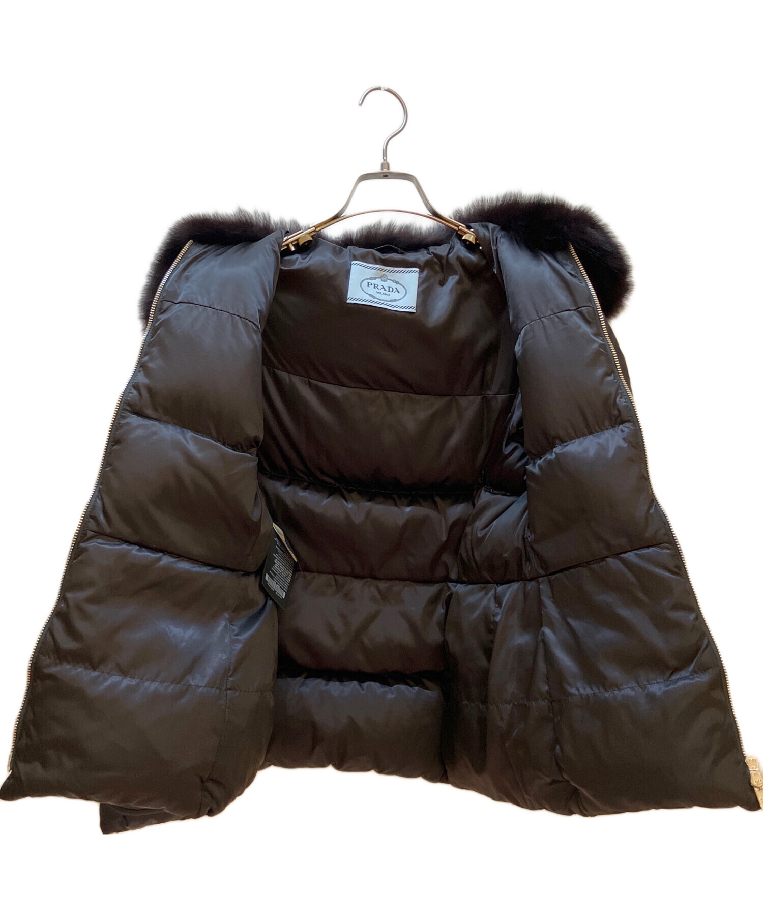 PRADAプラダ ダウンジャケット ファー付き 黒38 正規品 中古・古着通販】PRADA (プラダ) フォックスファー ダウンジャケット