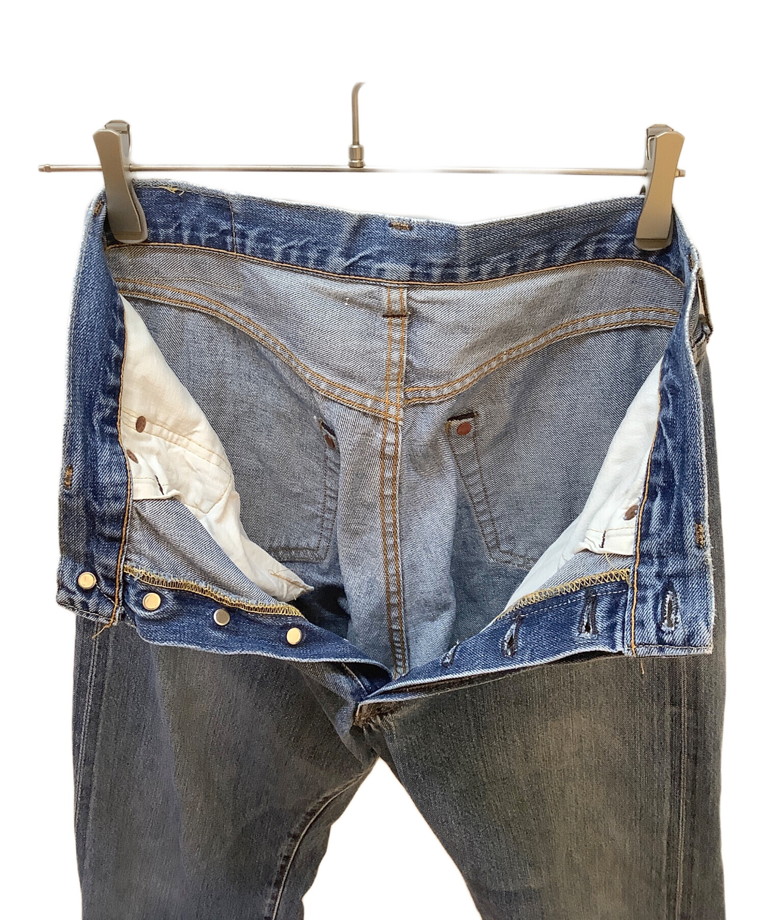 中古・古着通販】LEVI'S (リーバイス) デニムパンツ ネイビー サイズ