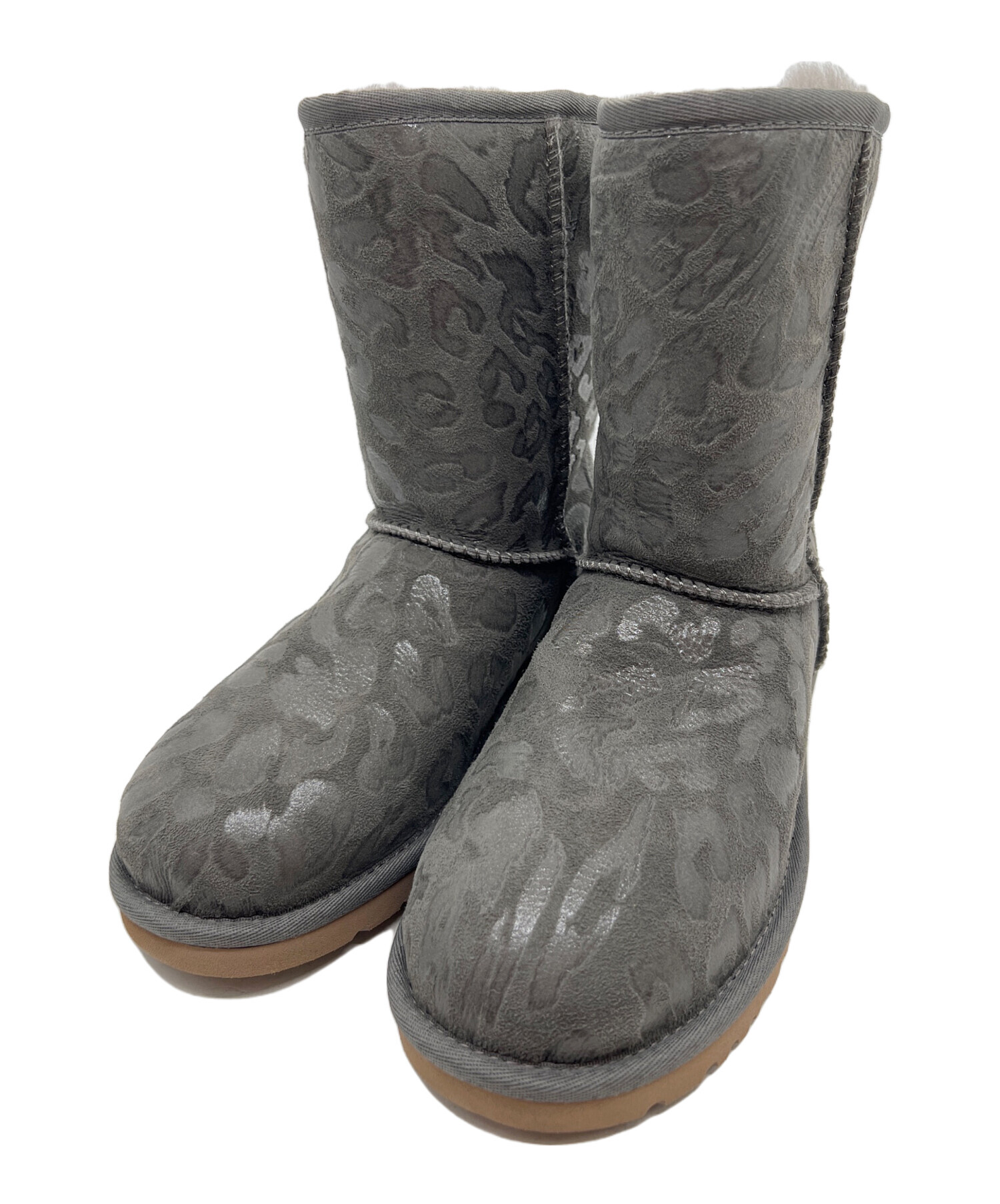 新品✨タグ付き UGG アグー マフラー ムートン リバーシブル グレー 中古・古着通販】UGG (アグ) ムートンブーツ グレー サイズ:23 未使用