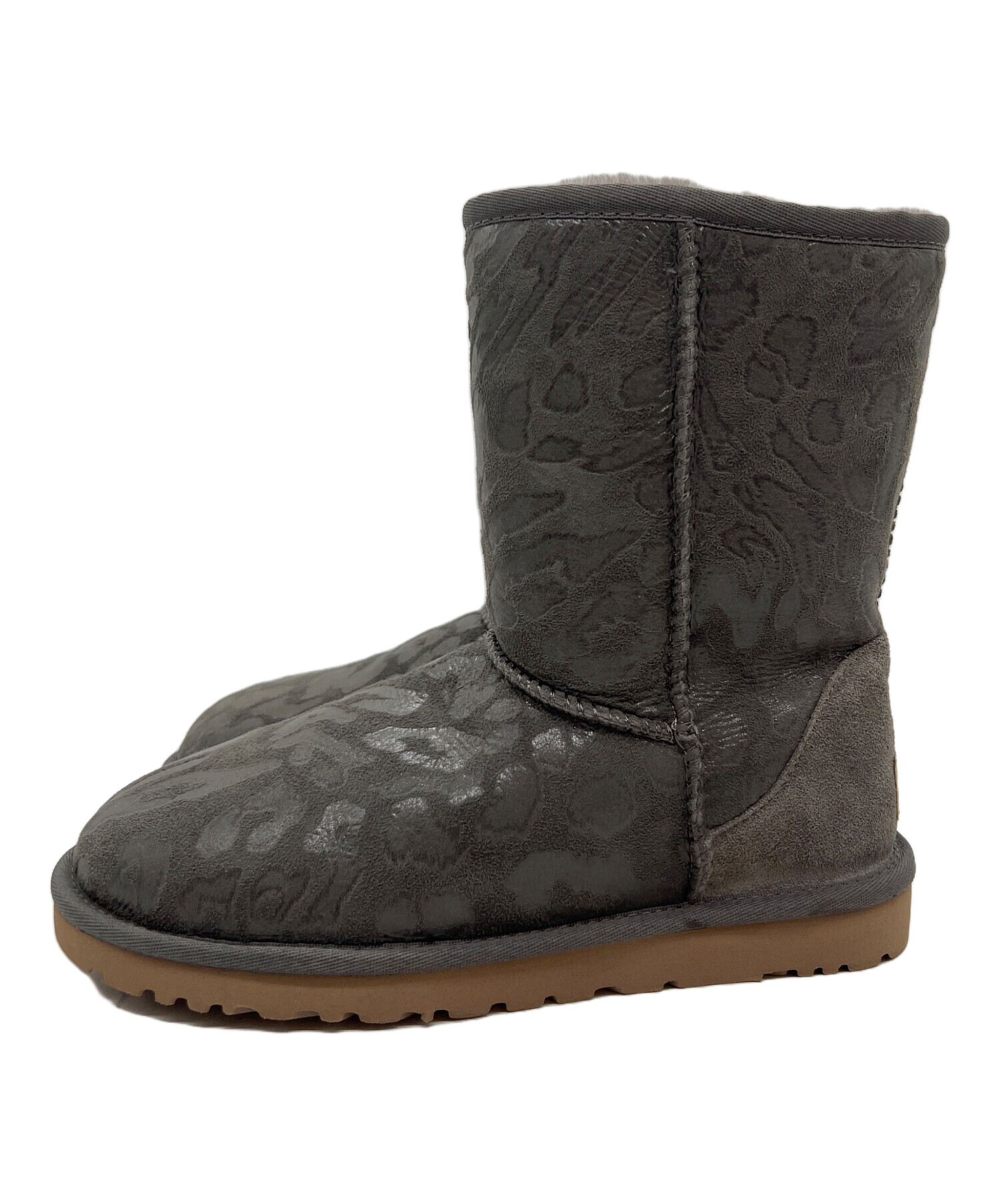 UGGブーツ　ムートン　レア　グレー 中古・古着通販】UGG (アグ) ムートンブーツ グレー サイズ:23 未使用