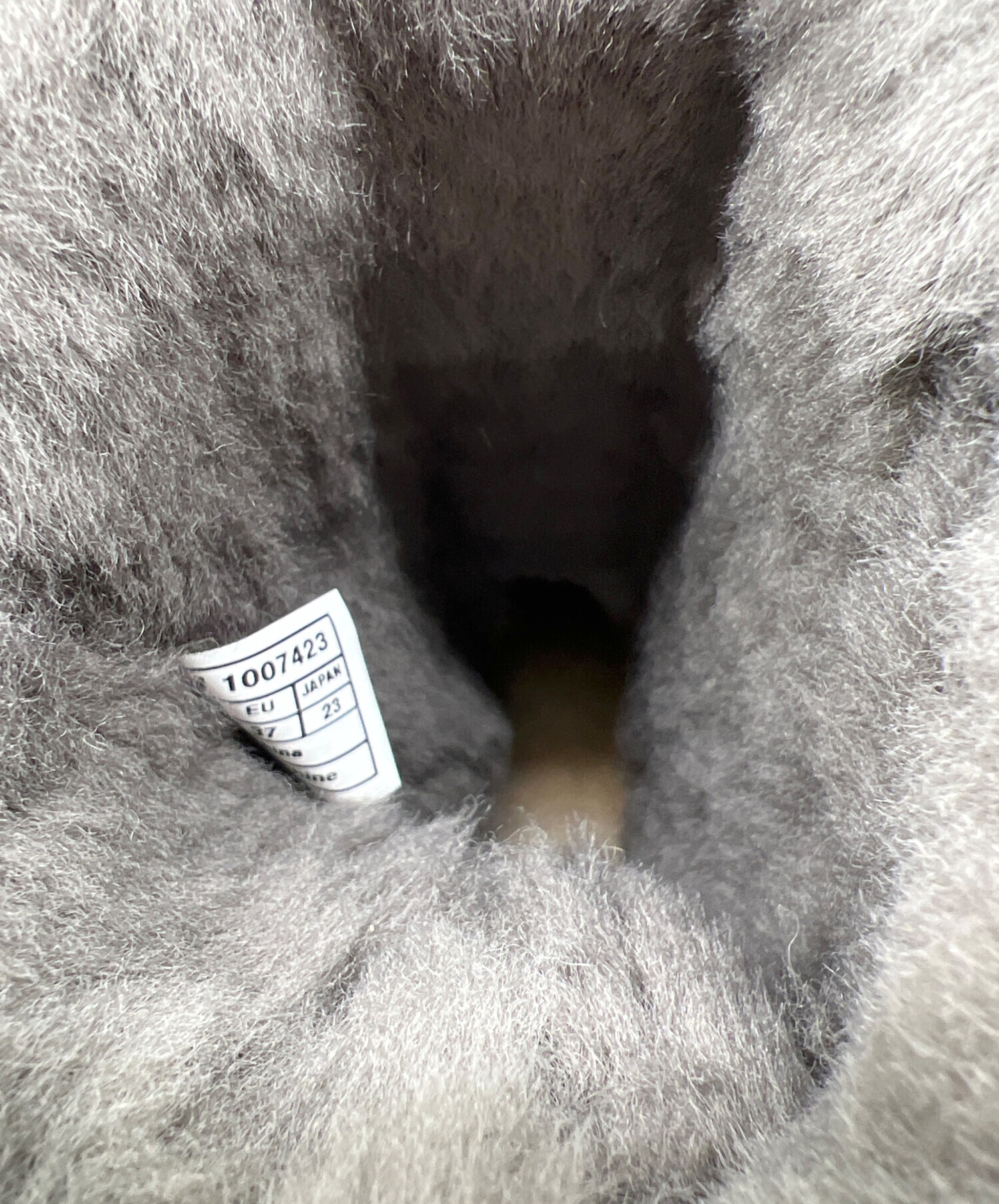 中古・古着通販】UGG (アグ) ムートンブーツ グレー サイズ:23 未使用