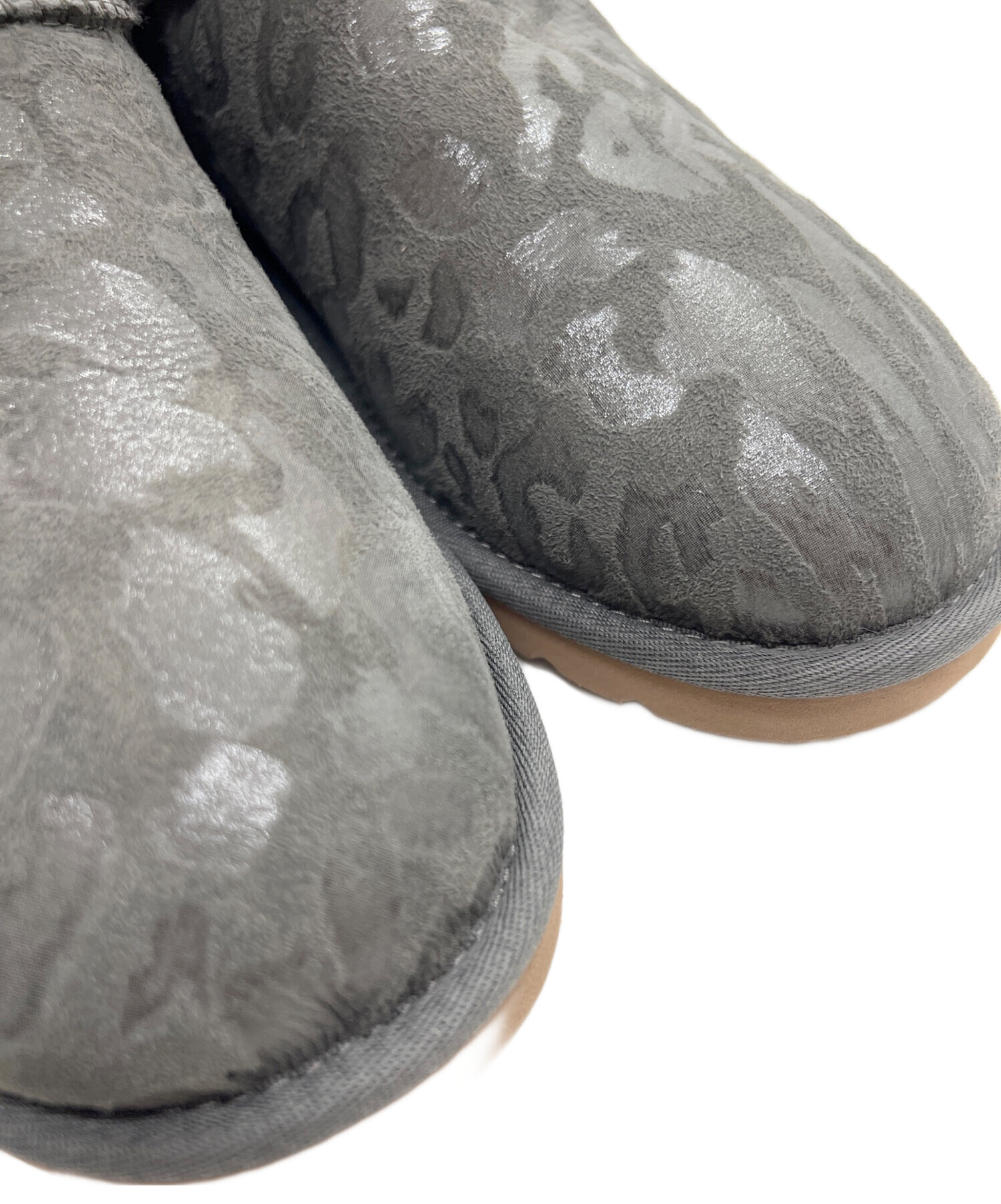 中古・古着通販】UGG (アグ) ムートンブーツ グレー サイズ:23 未使用 