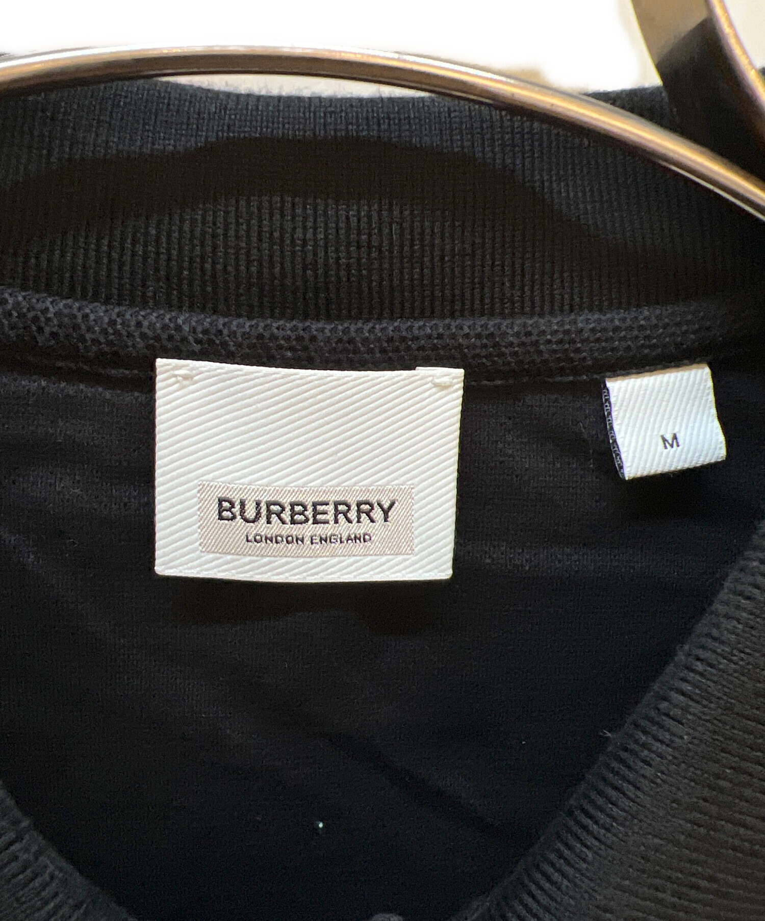 バーバリー黒ポロシャツタグ付き未使用 中古・古着通販】BURBERRY (バーバリー) ポロシャツ ブラック サイズ:M