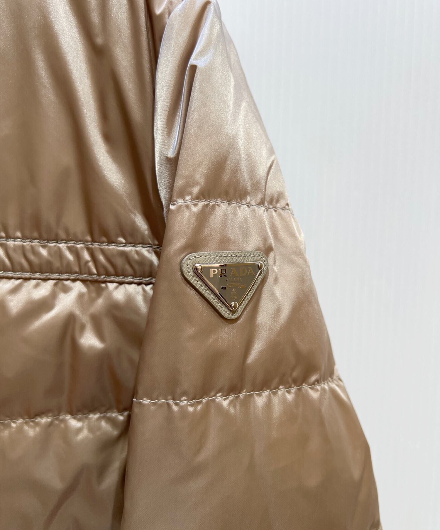 中古・古着通販】PRADA (プラダ) ノーカラーダウンジャケット ベージュ