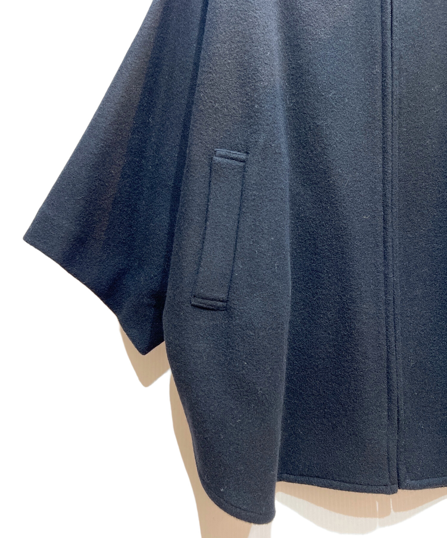 中古・古着通販】BEARDSLEY (ビアズリー) ポンチョコート ブラック