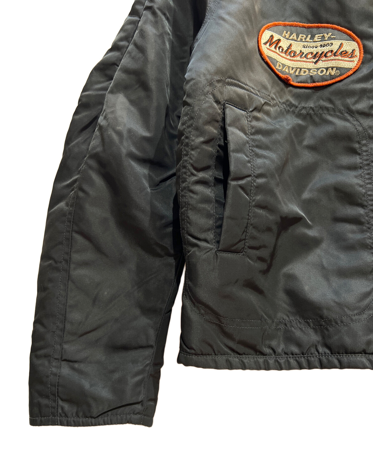 Harley-Davidson 刺繍 バイカージャケット 中綿 M 中古・古着通販】HARLEY-DAVIDSON (ハーレーダビッドソン) 中綿