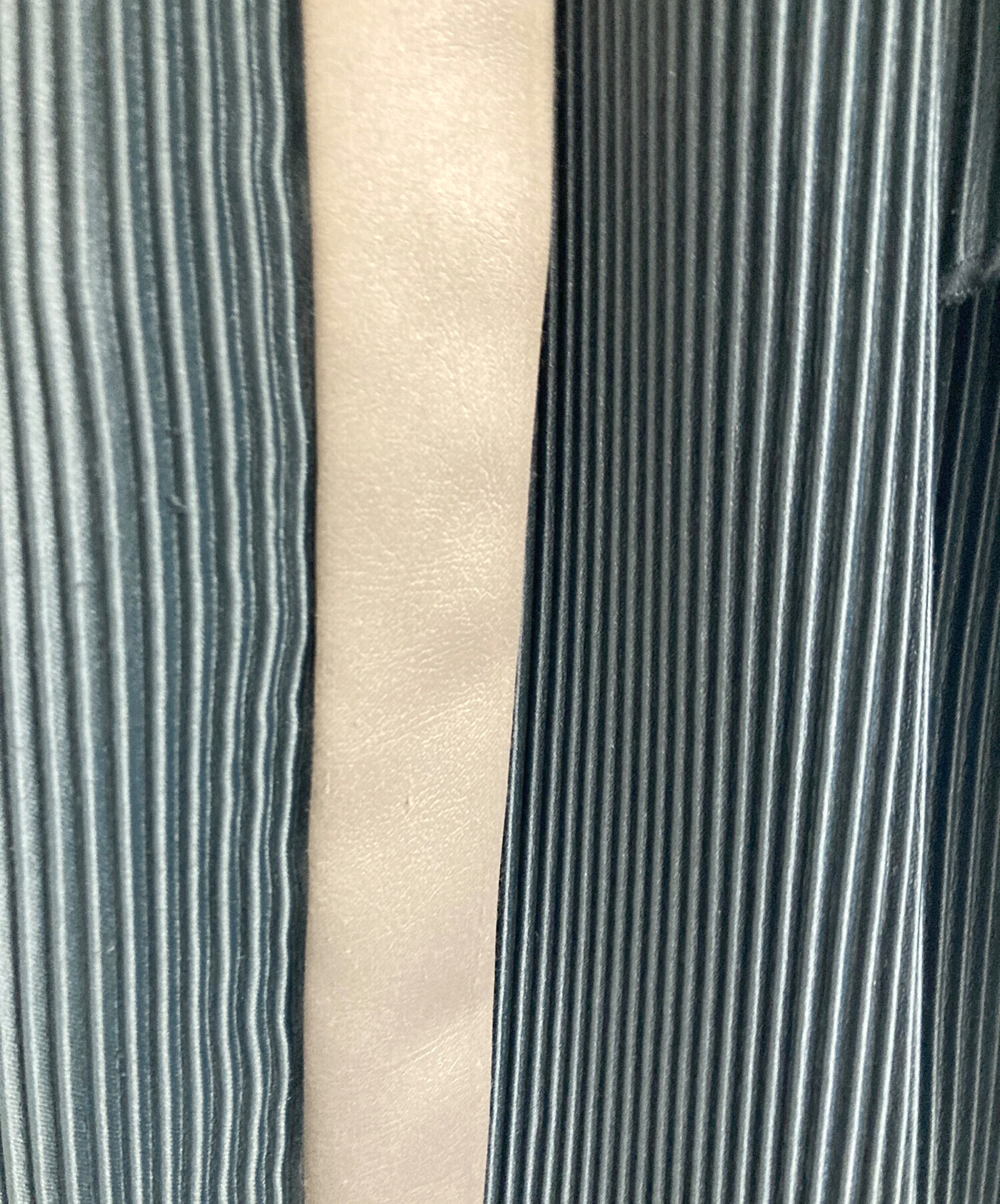 中古・古着通販】kotohayokozawa (コトハヨコザワ) プリーツコート