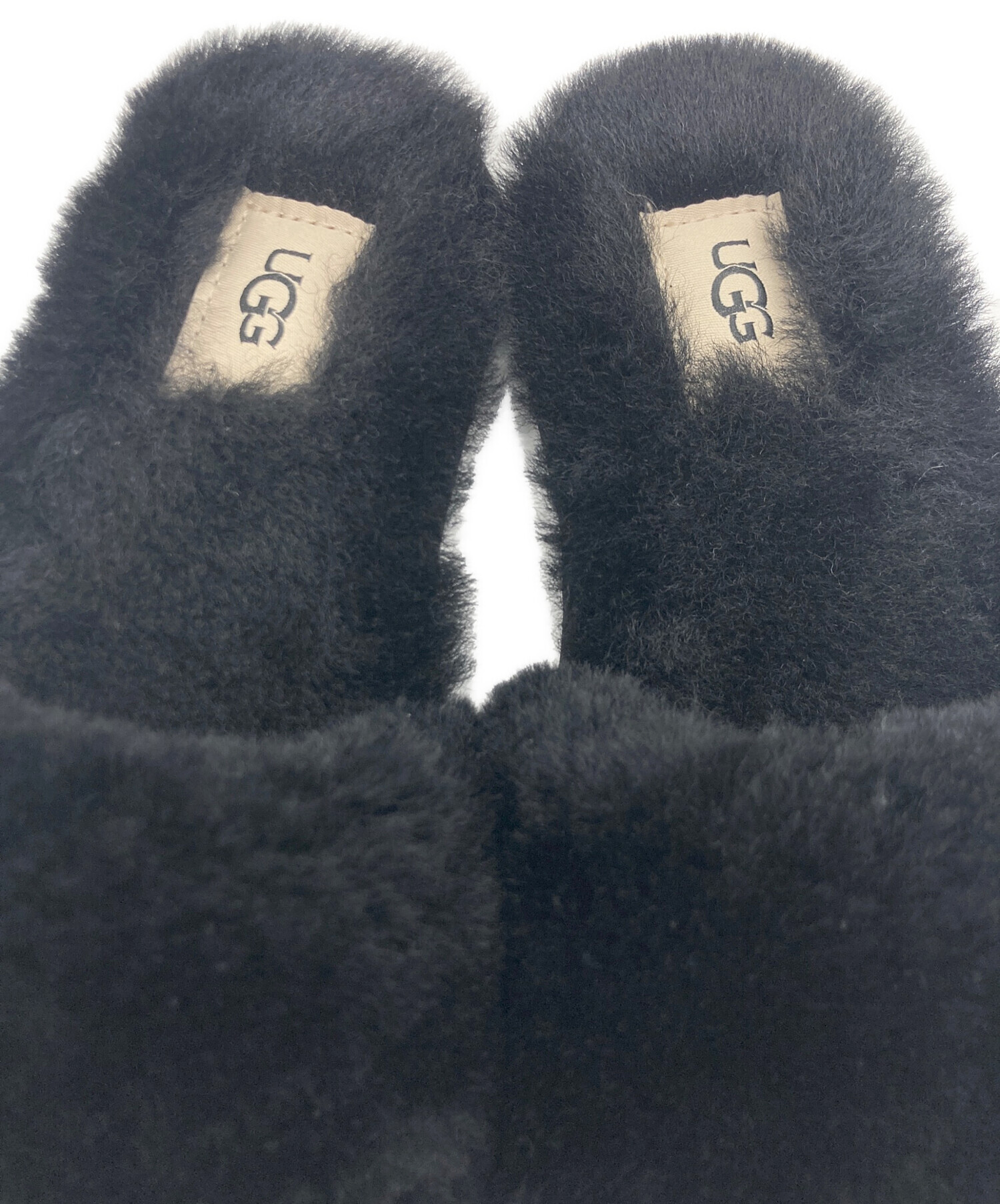 UGG W FLUFF SLIDE Ⅱ 中古・古着通販】UGG (アグ) UGG W FLUFF SLIDE Ⅱ ブラック サイズ