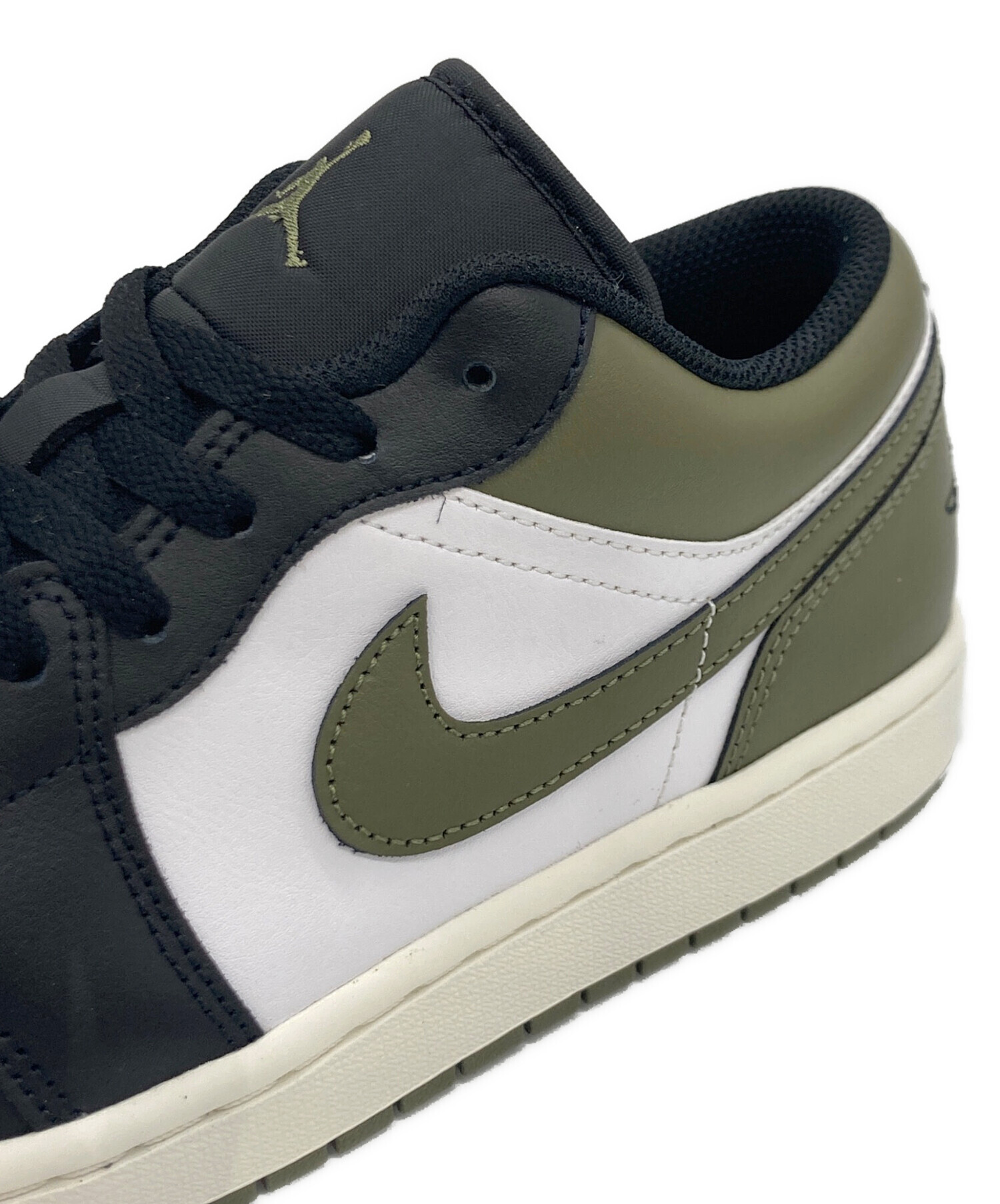 Nike Air Jordan 1 Low オリーブ/ホワイト