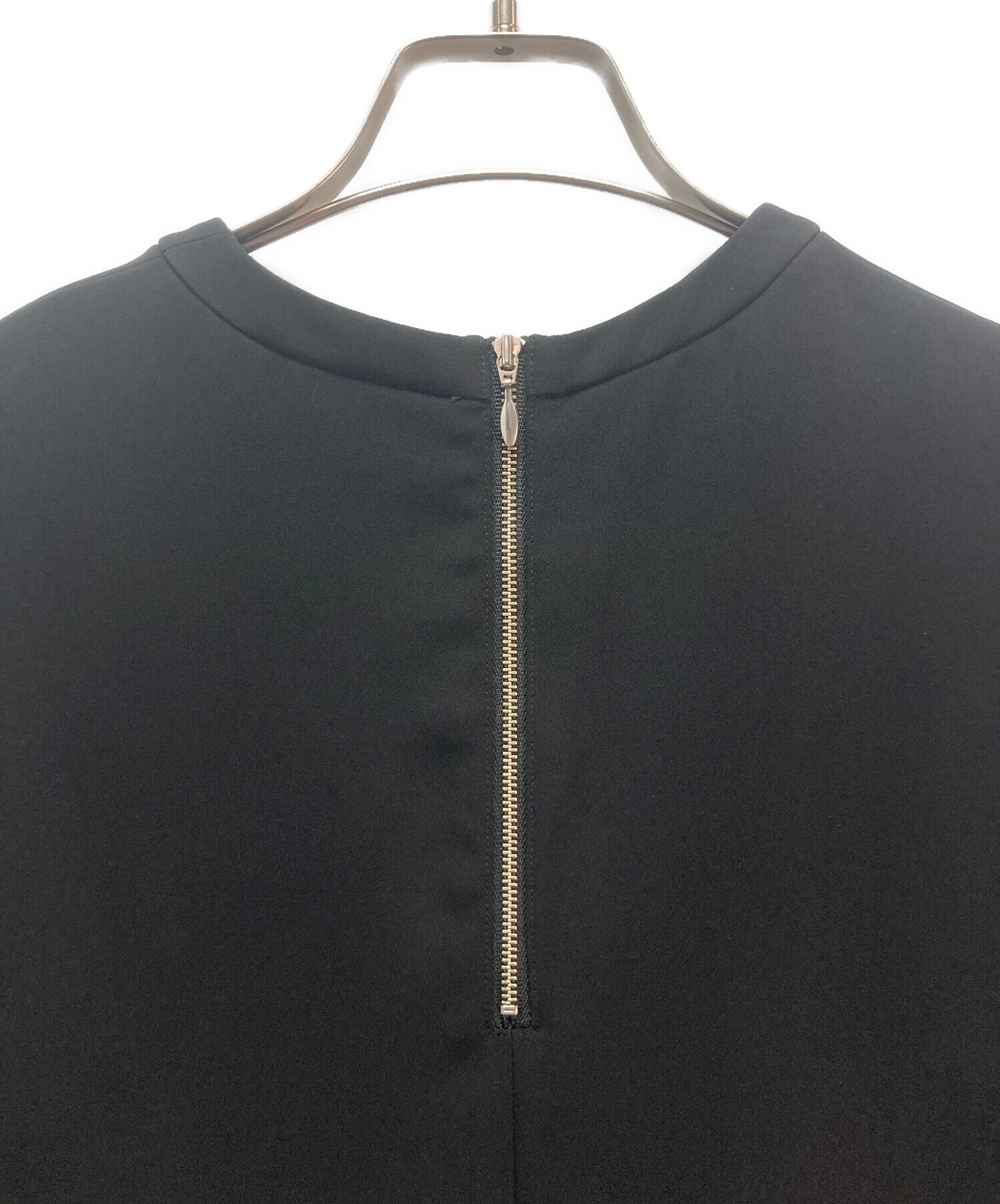 中古・古着通販】SOEJU (ソージュ) ライトクロスクルーネックブラウス