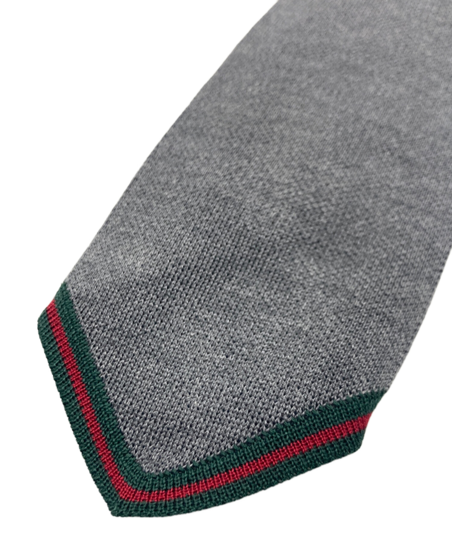 GUCCI 幾何学模様 ネクタイ グレー　新品未使用 新品未使用箱入り］GUCCI グレー 幾何学模様 ネクタイ - メルカリ