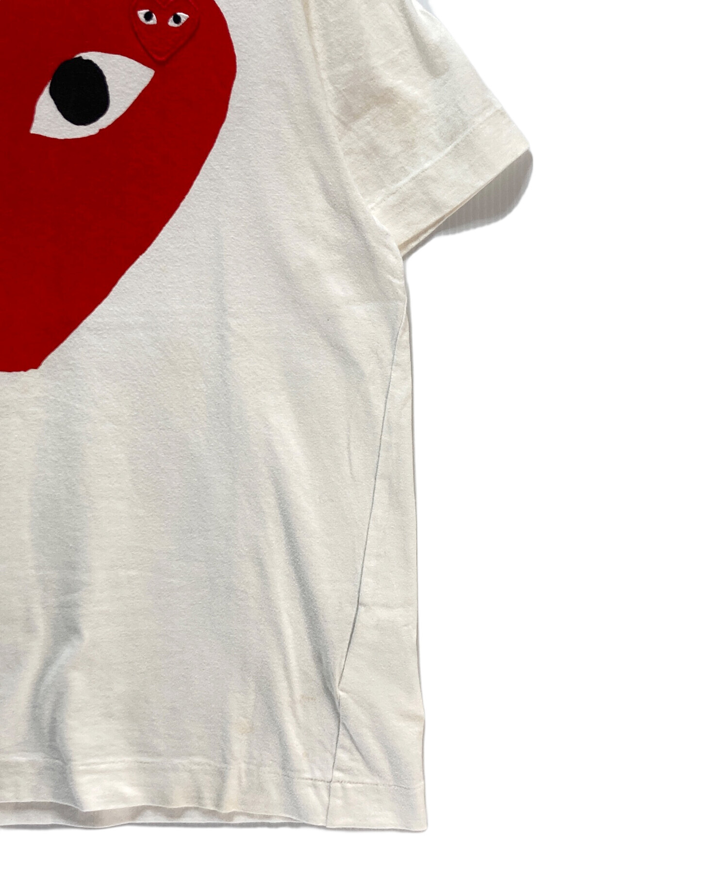 PLAY COMME des GARCONS Tシャツ・カットソー M 白 【古着】【中古】【送料無料】 COMME des GARCONS - COMME des GARCONS Tシャツ・カットソー M 白
