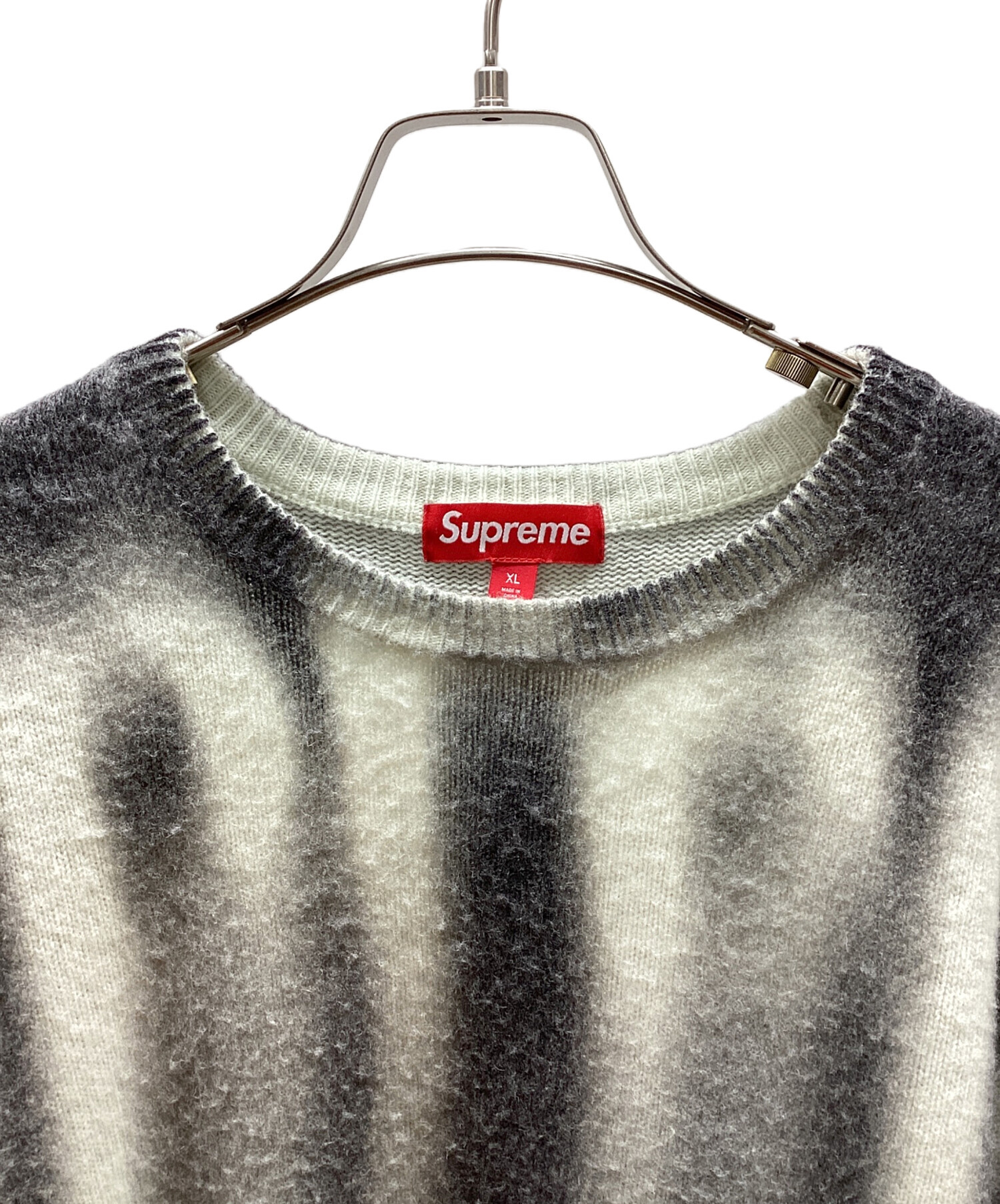 中古・古着通販】Supreme (シュプリーム) Blurred Logo Sweater