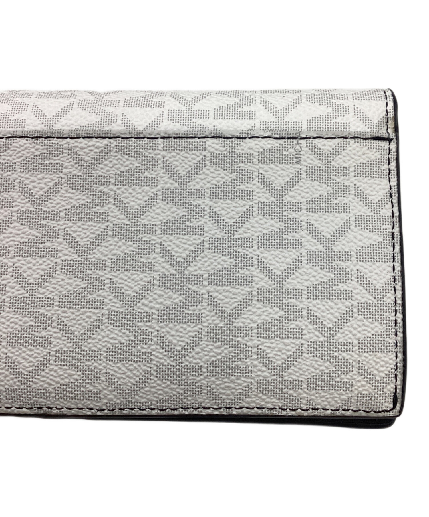 MICHAEL KORS 手帳型ケース ホワイト ベージュ中古品 中古・古着通販】MICHAEL KORS (マイケルコース) COOPER バイ