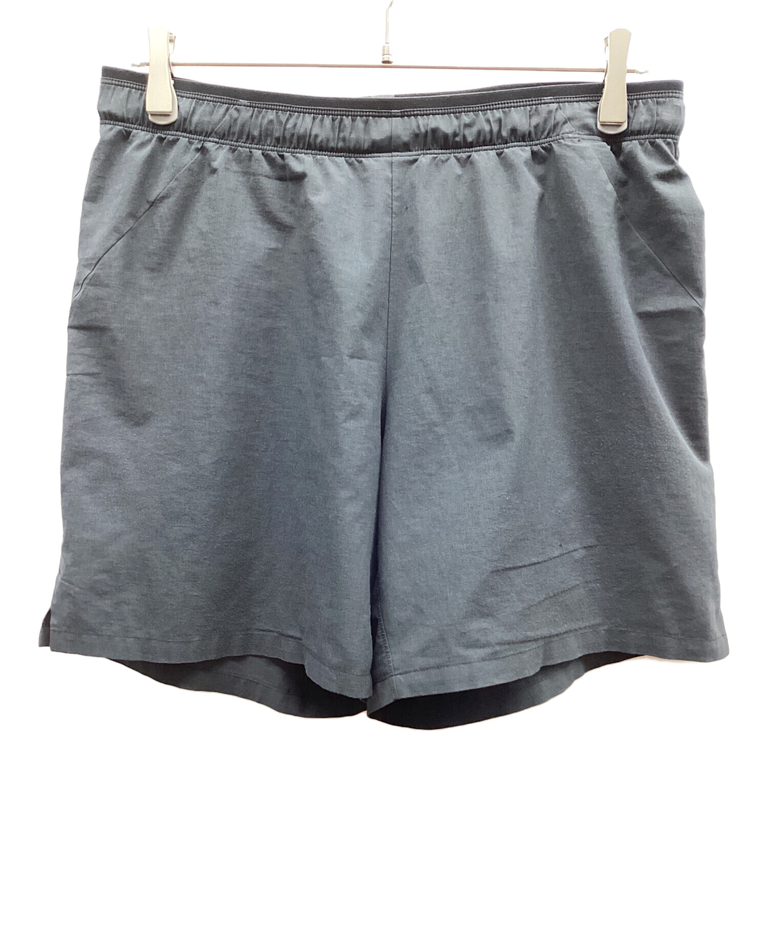 ARC'TERYX（アークテリクス） Lサイズ ショートパンツ ダークグレー ARC'TERYX ショートパンツ メンズ ハーフパンツ パンツ
