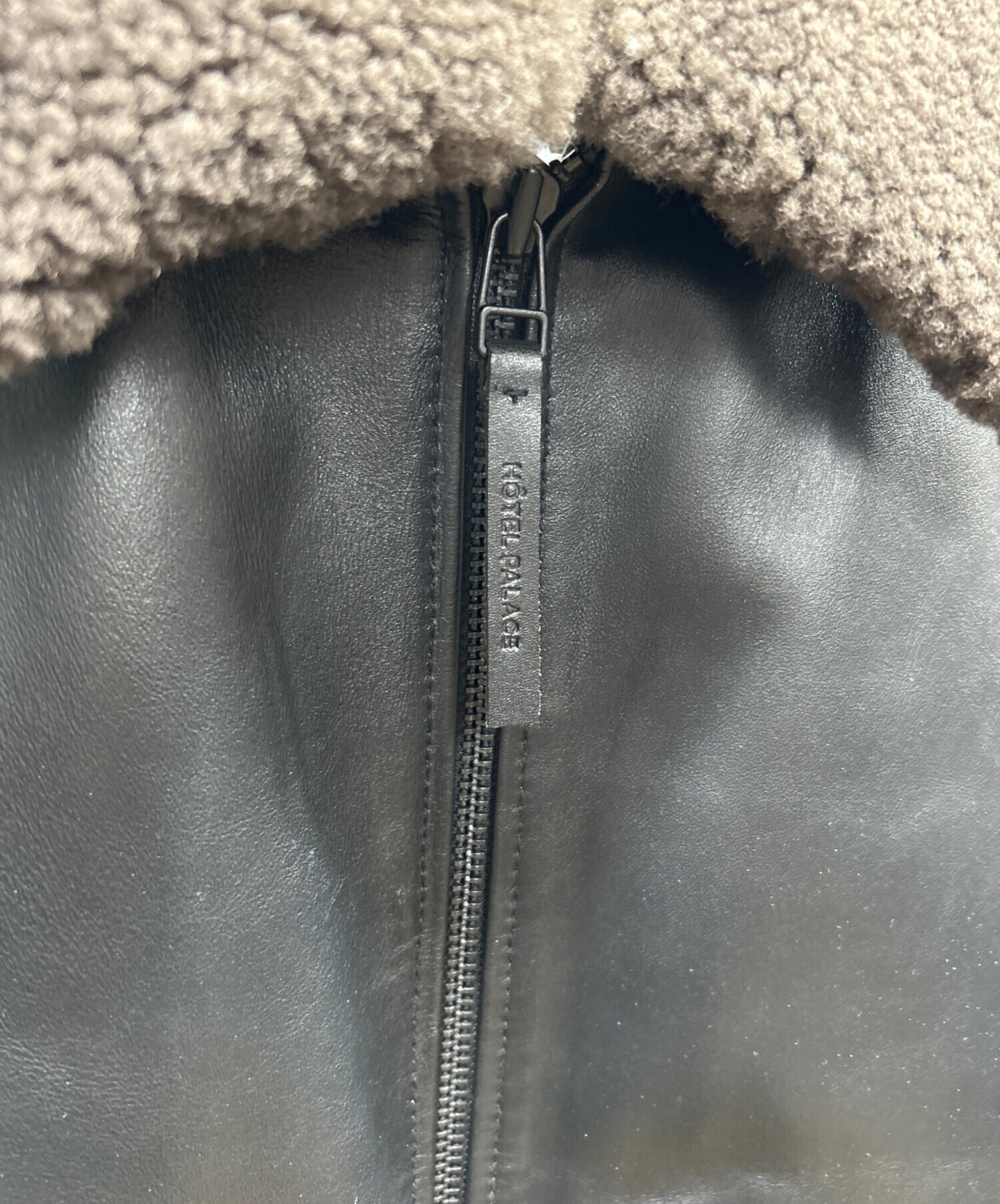 未使用　HOTEL PALACE ラムスキンムートンカラーフライトジャケット 未使用 HOTEL PALACE ラムスキンムートンカラーフライトジャケット