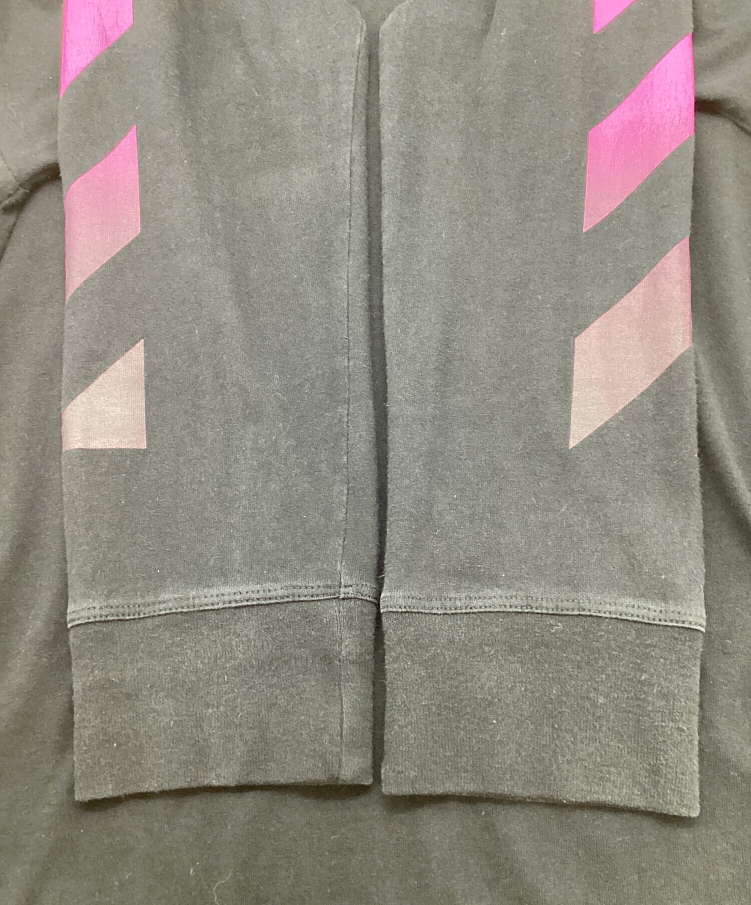 中古・古着通販】OFFWHITE (オフホワイト) 長袖Tシャツ ブラック