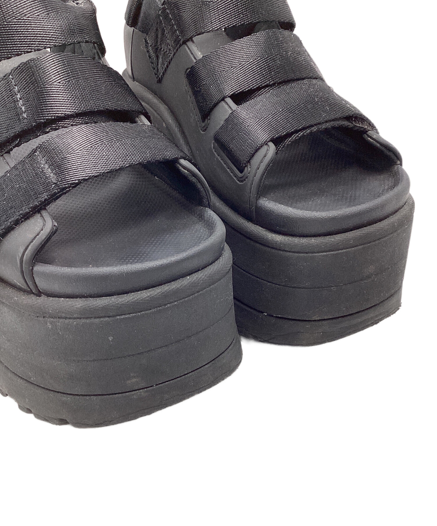 中古・古着通販】UGG (アグ) GoldenRise ゴールデンライズ ブラック